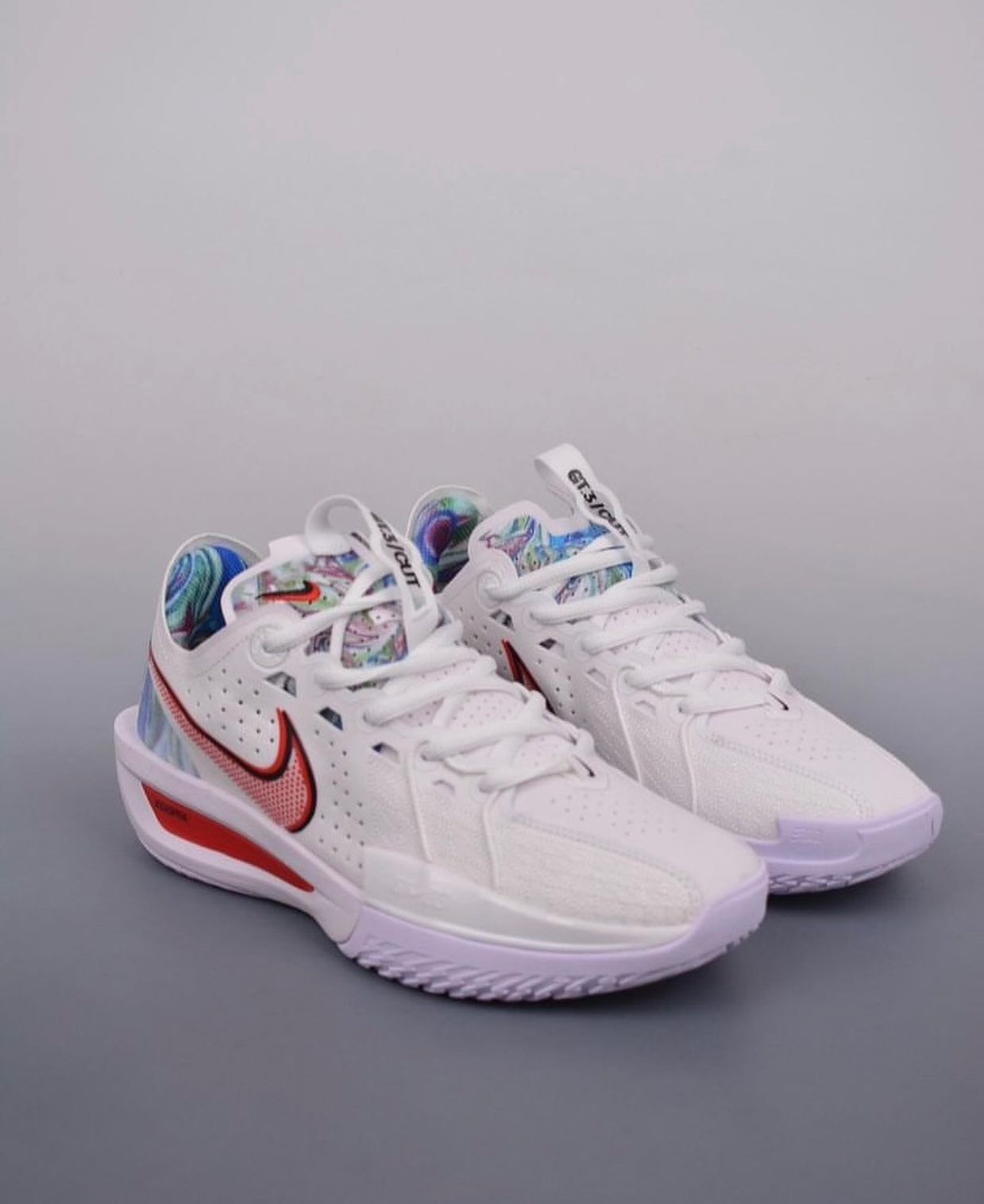 Nike G.T. Cut 3 Nike G.T. Cut 3 多款配色集中曝光! Nike G.T. Cut 3 Nike G.T. Cut 3 多款配色集中曝光!