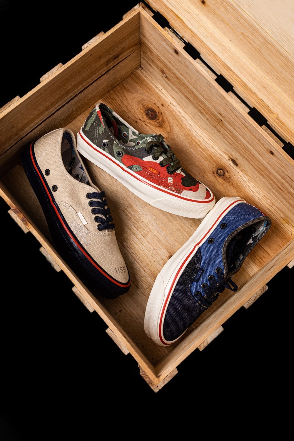 SK8-Mid LX,Silp-on,Authentic,V 登场倒计时!Vans 新联名规格有点高!上脚确实帅! SK8-Mid LX,Silp-on,Authentic,V 登场倒计时!Vans 新联名规格有点高!上脚确实帅!