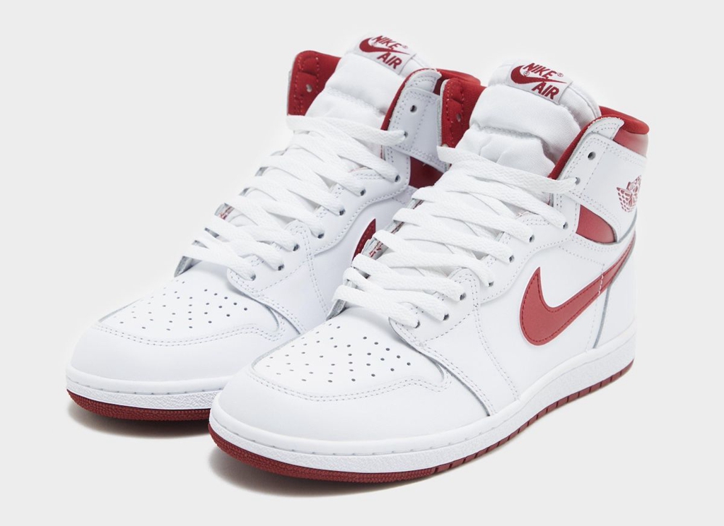 Air Jordan 1 High 85,Metallic 时隔 38 年!这双「元年 AJ1」首次回归! Air Jordan 1 High 85,Metallic 时隔 38 年!这双「元年 AJ1」首次回归!