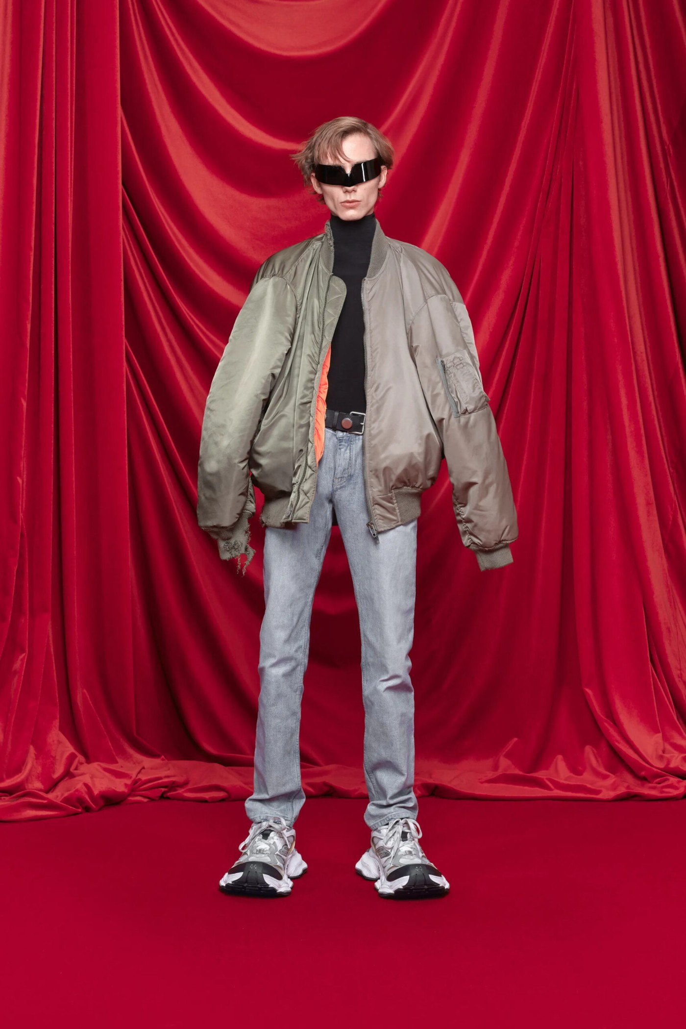 BALENCIAGA,10XL 巴黎世家出新鞋了!又刷屏了... BALENCIAGA,10XL 巴黎世家出新鞋了!又刷屏了...