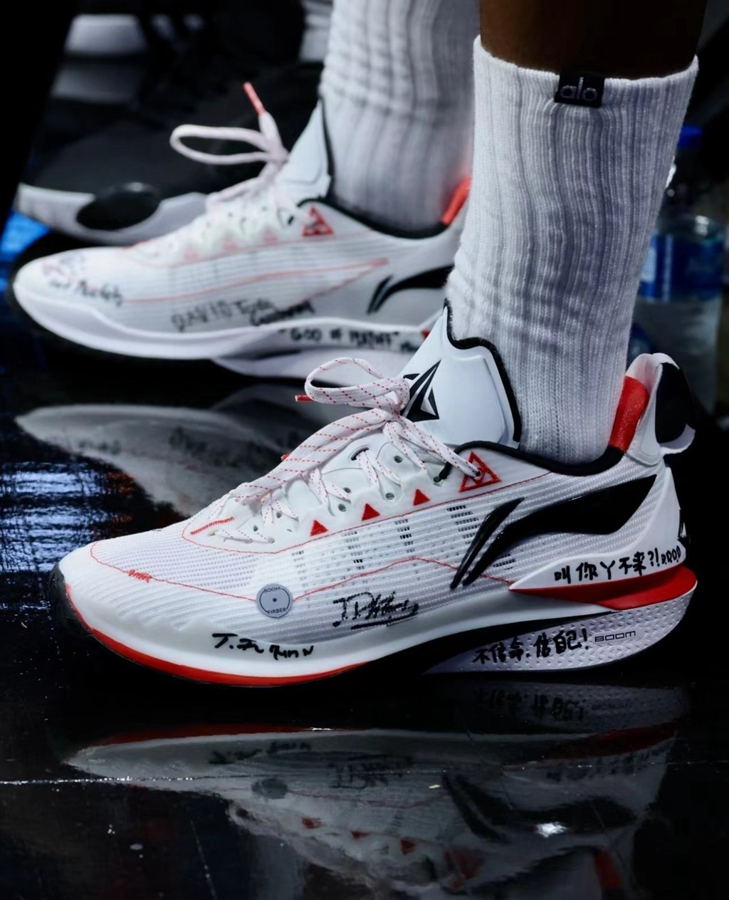 NBA,詹姆斯,德罗赞,东契奇,库里,UA,Nike,Air NBA 球鞋合集!巴特勒居然上脚 “吴悠亲签”! NBA,詹姆斯,德罗赞,东契奇,库里,UA,Nike,Air NBA 球鞋合集!巴特勒居然上脚 “吴悠亲签”!