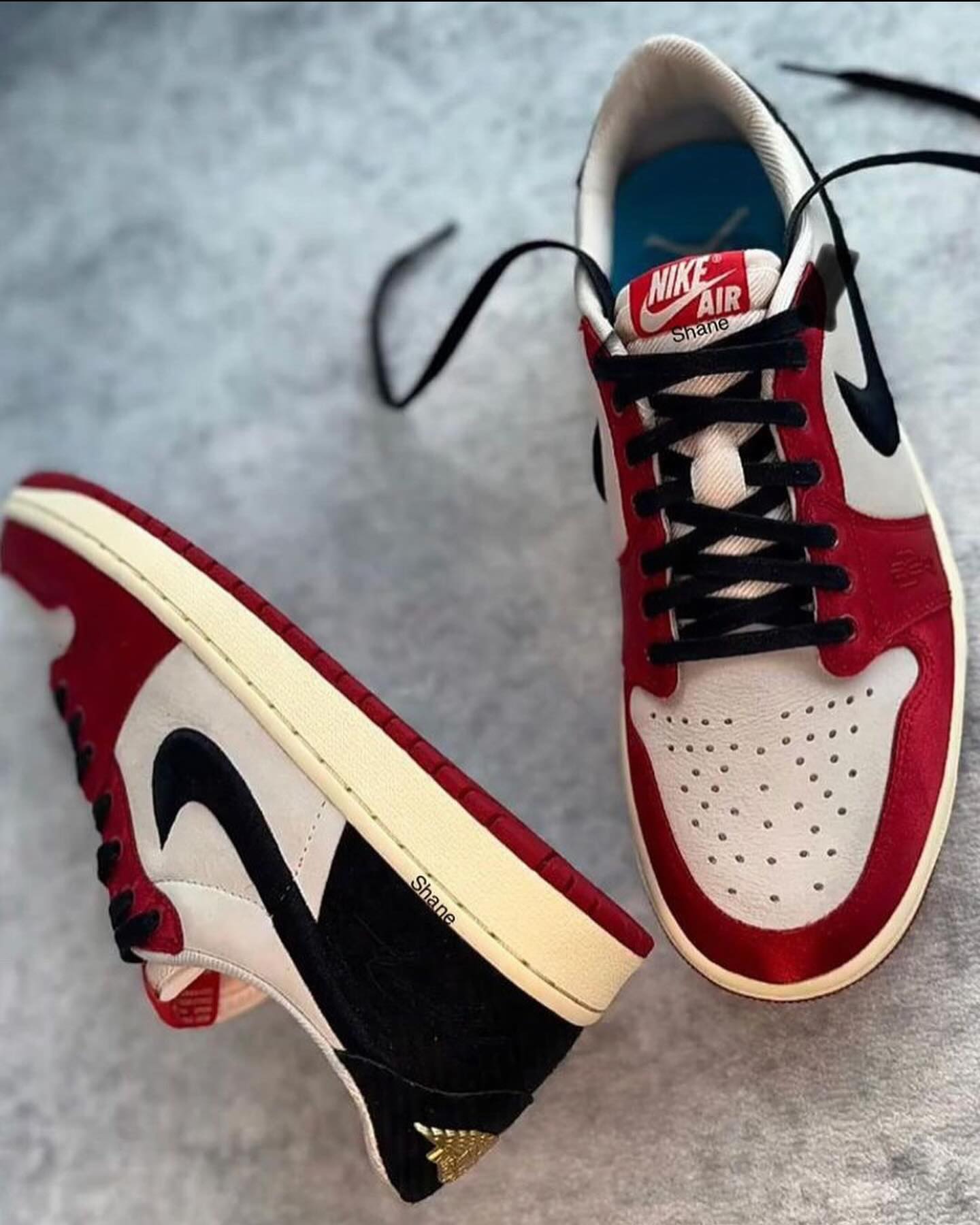 Trophy Room,Air Jordan 1 Low O 乔丹亲儿子联名 AJ1 又来了!还是芝加哥配色! Trophy Room,Air Jordan 1 Low O 乔丹亲儿子联名 AJ1 又来了!还是芝加哥配色!