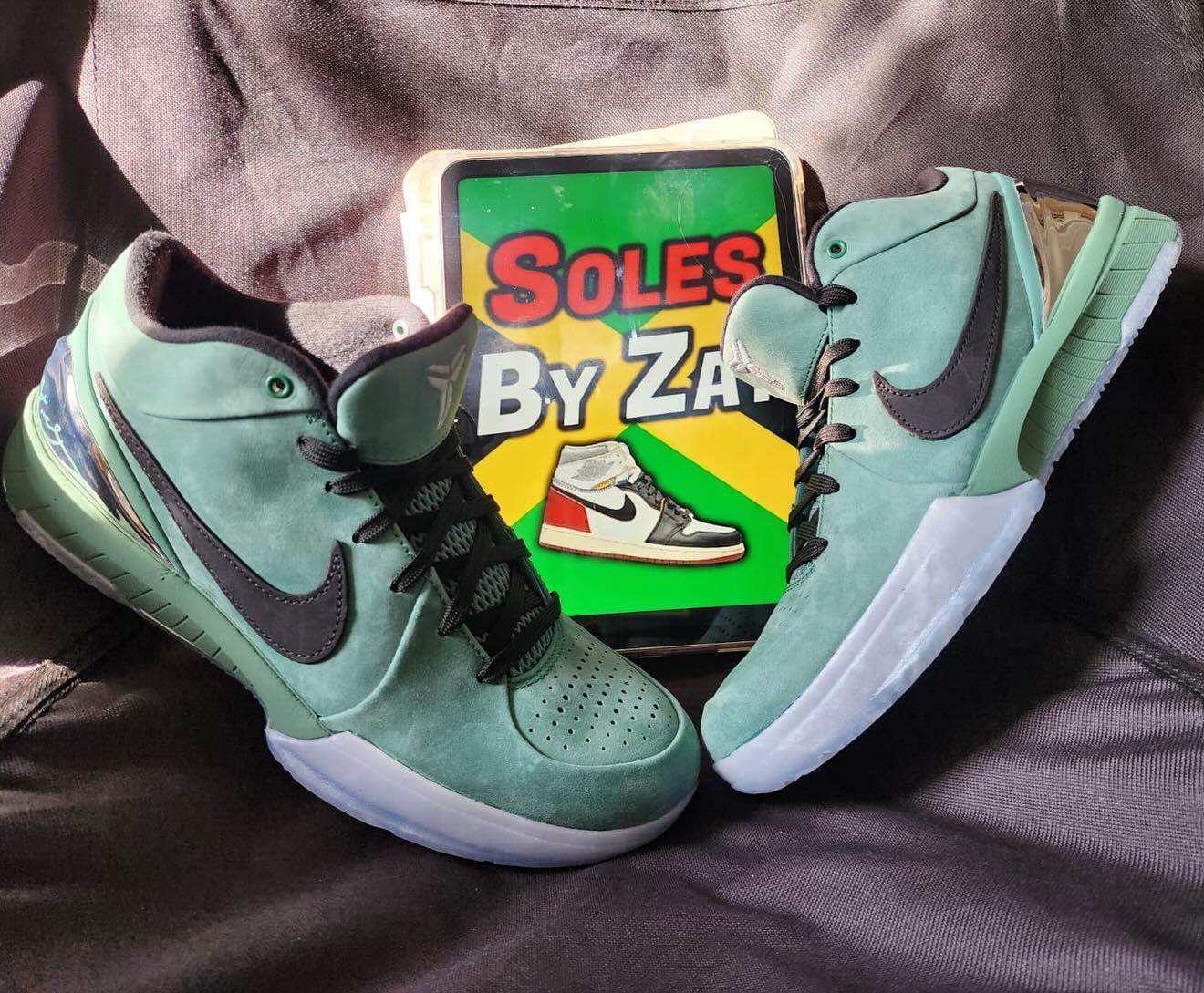 Nike,Kobe,Kobe 4 Protro,Bicoas 「海岸」科比 4 实物曝光!材质太高级了! Nike,Kobe,Kobe 4 Protro,Bicoas 「海岸」科比 4 实物曝光!材质太高级了!