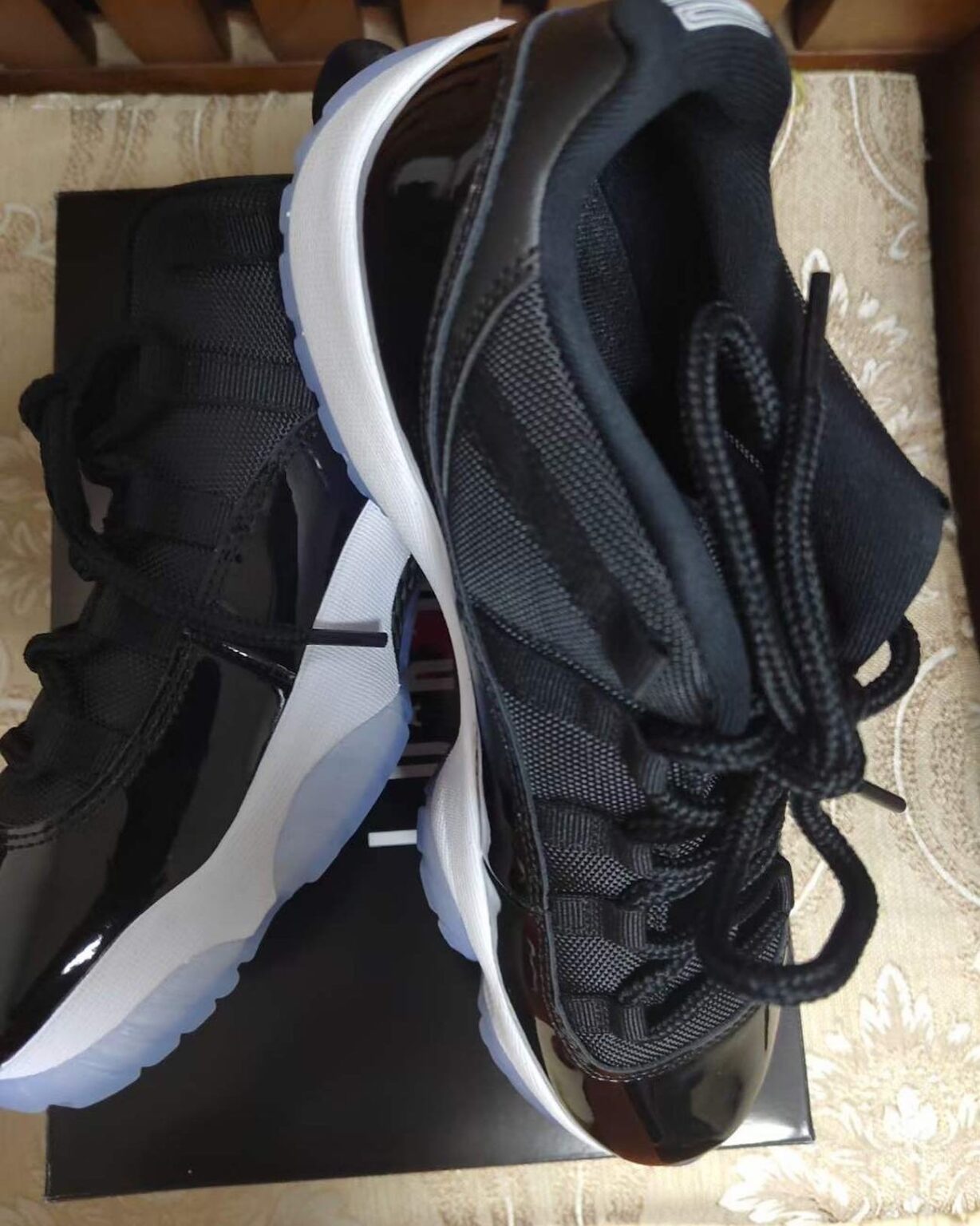 AJ11,Air Jordan 11 Low,Space J 明年「大灌篮 AJ11」长什么样?实物来了! AJ11,Air Jordan 11 Low,Space J 明年「大灌篮 AJ11」长什么样?实物来了!