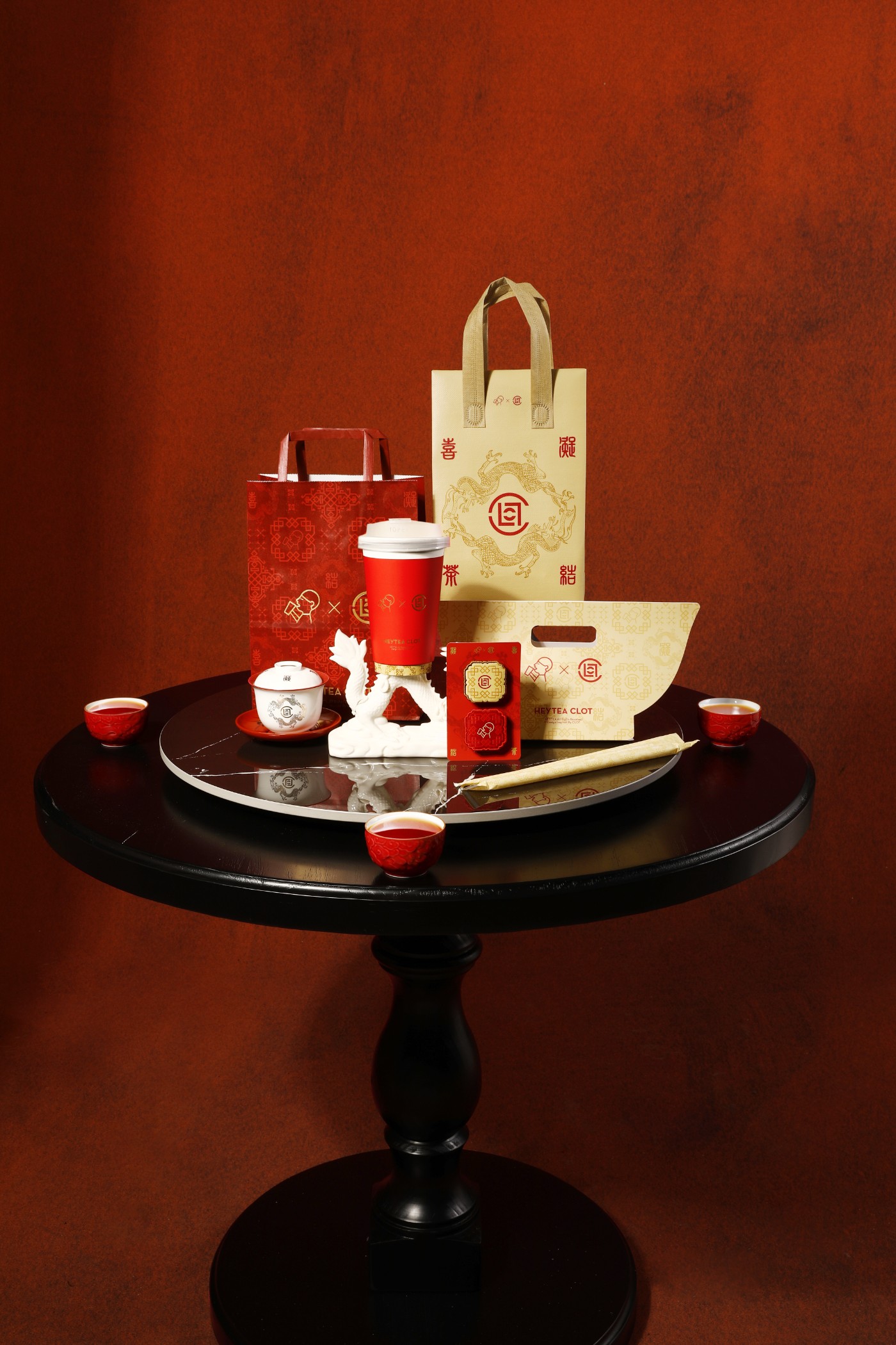 CLOT,喜茶 冠希「CLOT x 喜茶」登场!联名单品抢疯了! CLOT,喜茶 冠希「CLOT x 喜茶」登场!联名单品抢疯了!