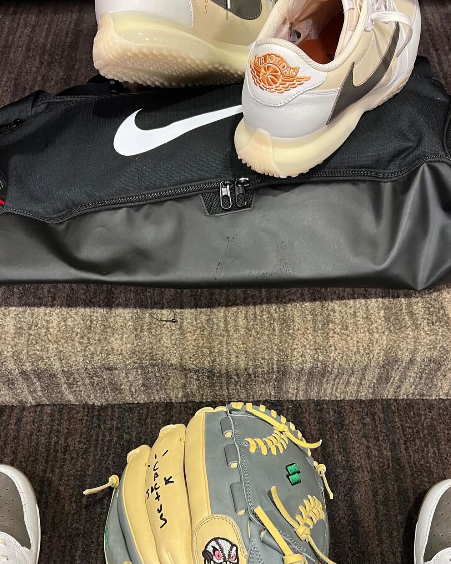 TS,Travis Scott,Nike,Sharkidon TS 上脚联名新鞋!终于不是倒钩了! TS,Travis Scott,Nike,Sharkidon TS 上脚联名新鞋!终于不是倒钩了!