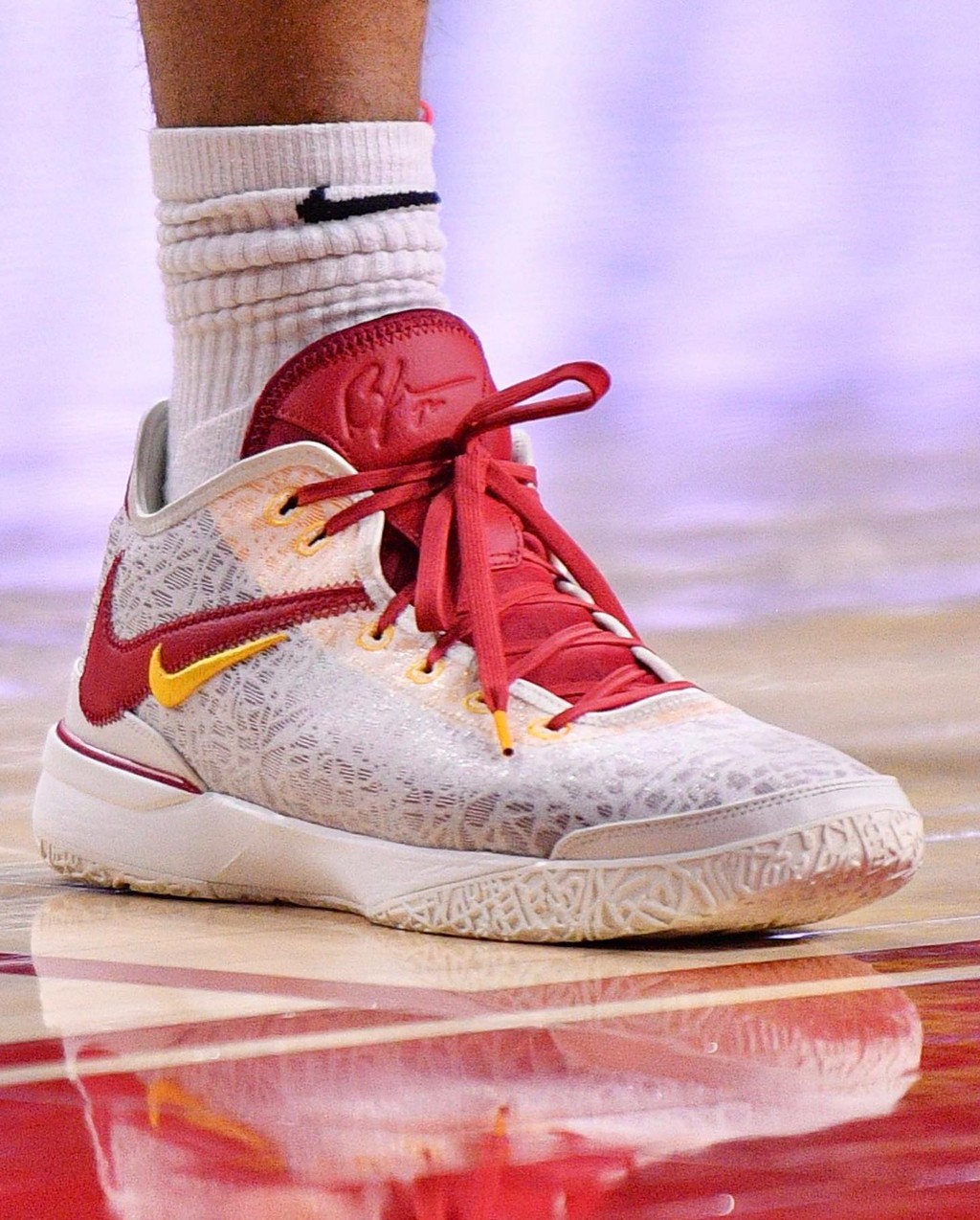 Nike,LeBron NXXT Gen,USC,布朗尼 詹皇子亲穿!LeBron 新鞋也出「倒钩版本」! Nike,LeBron NXXT Gen,USC,布朗尼 詹皇子亲穿!LeBron 新鞋也出「倒钩版本」!