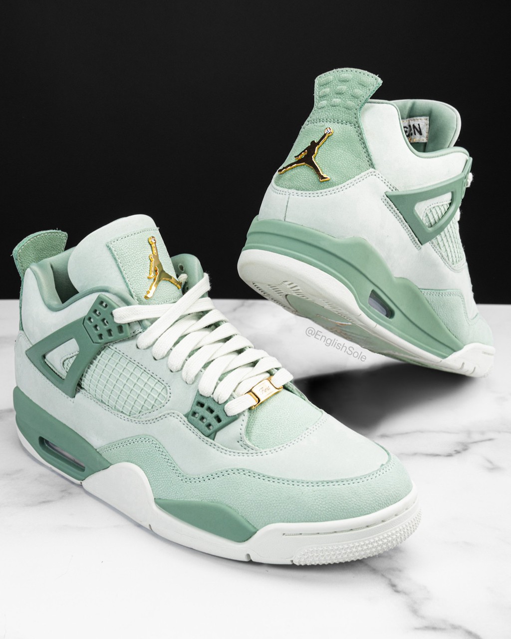 Air Jordan 4,定制,镶钻 镶金又镶钻!又一双稀有 AJ4 曝光! Air Jordan 4,定制,镶钻 镶金又镶钻!又一双稀有 AJ4 曝光!