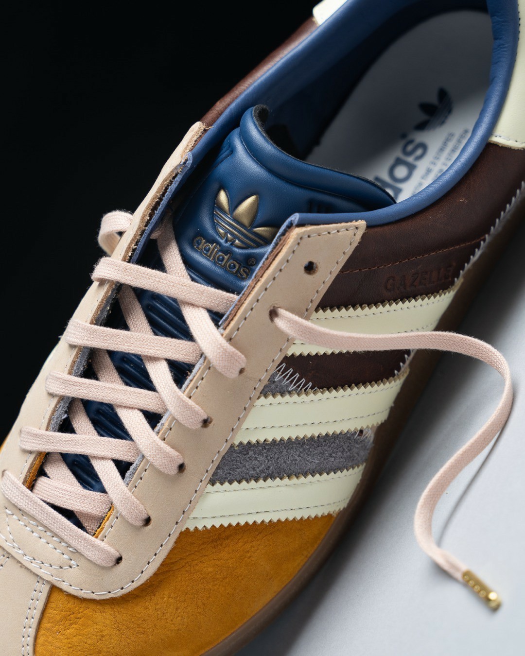 三叶草,adidas Originals,Gazelle 8 三叶草今年最火鞋型之一!新联名规格有点高! 三叶草,adidas Originals,Gazelle 8 三叶草今年最火鞋型之一!新联名规格有点高!