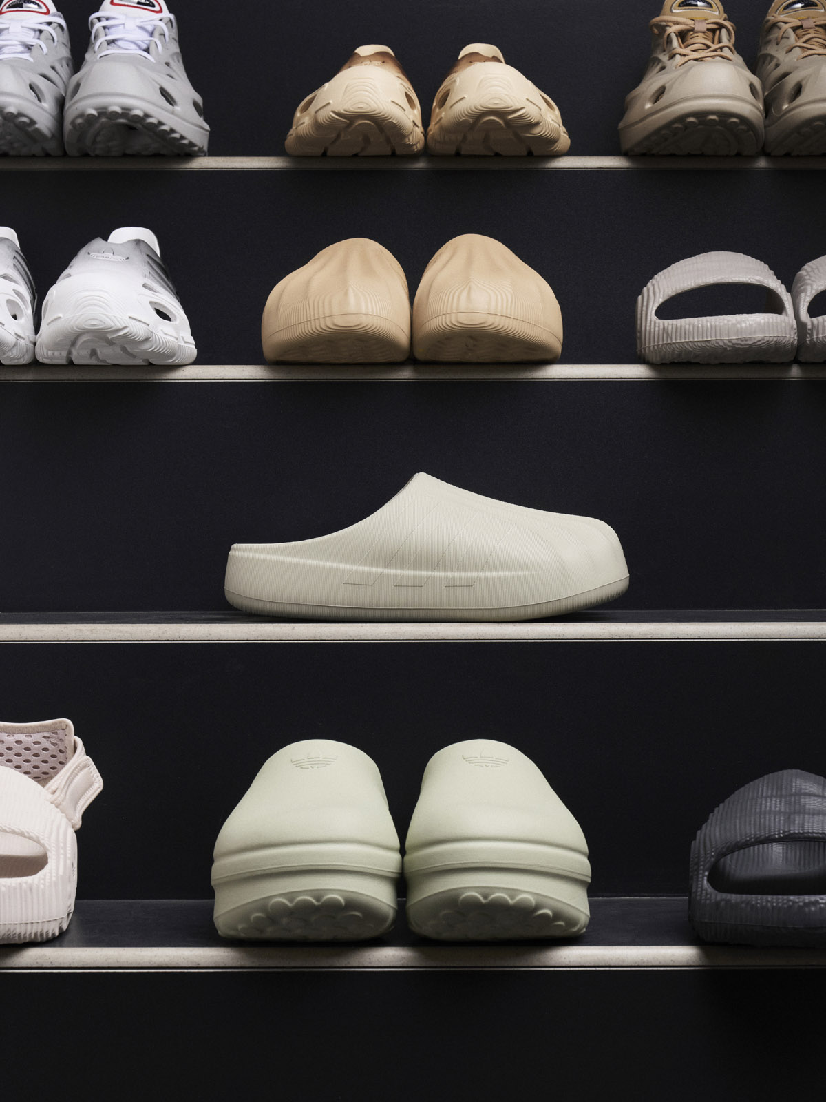 adiFOM,贝壳头,Superstar,adidas,三叶 不光有拖鞋和洞洞鞋!三叶草夏季新品曝光! adiFOM,贝壳头,Superstar,adidas,三叶 不光有拖鞋和洞洞鞋!三叶草夏季新品曝光!