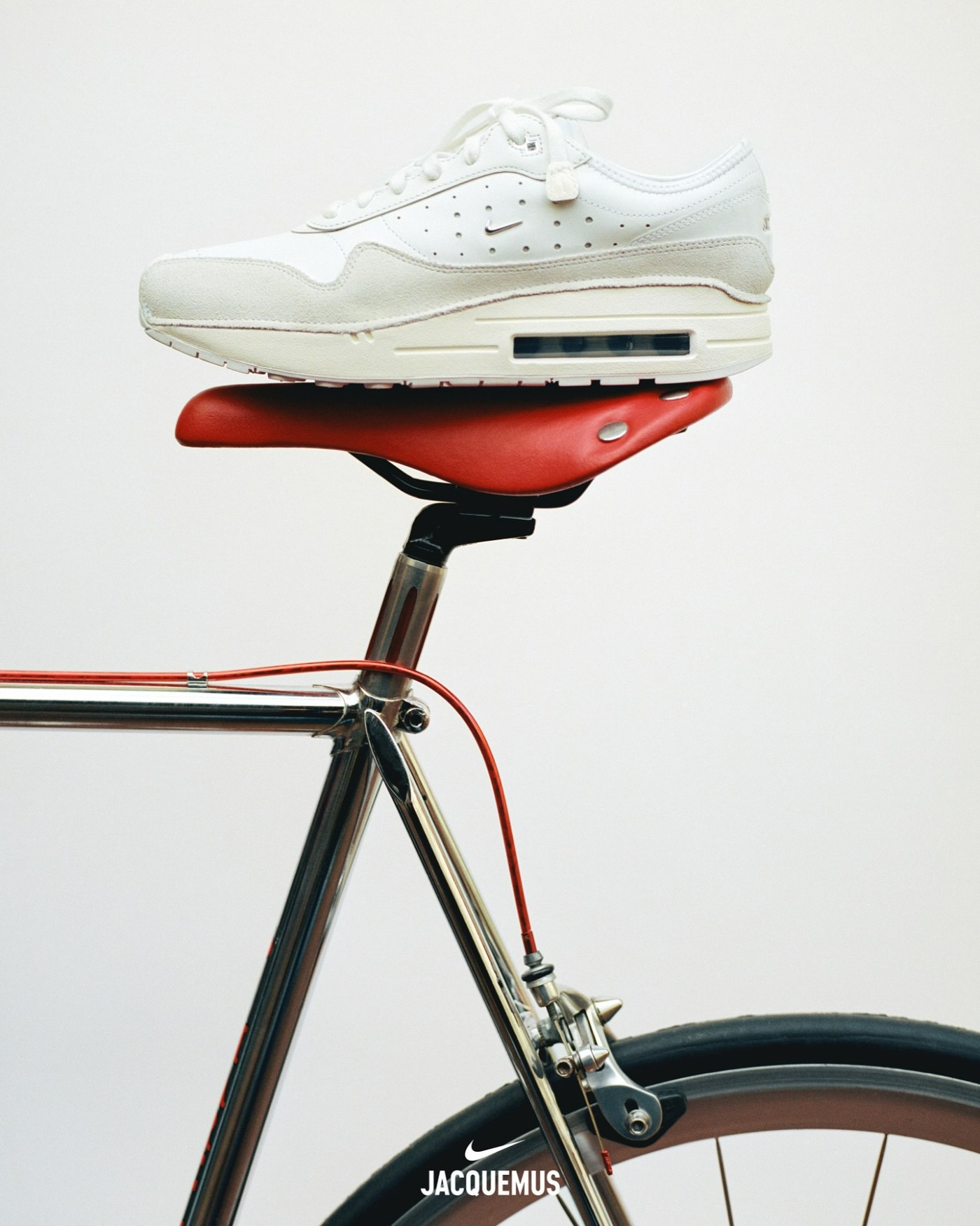 Nike,Air Max 1,Jacquemus 鞋型大变样!这个「Nike 新联名」太特别了! Nike,Air Max 1,Jacquemus 鞋型大变样!这个「Nike 新联名」太特别了!