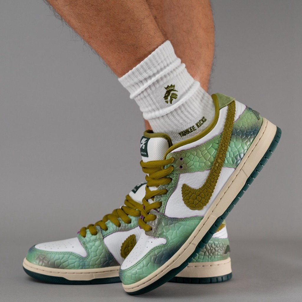 Alexis Sablone,Nike,SB Dunk Lo 「密恐 Dunk SB」实物上脚!颜值打几分? Alexis Sablone,Nike,SB Dunk Lo 「密恐 Dunk SB」实物上脚!颜值打几分?