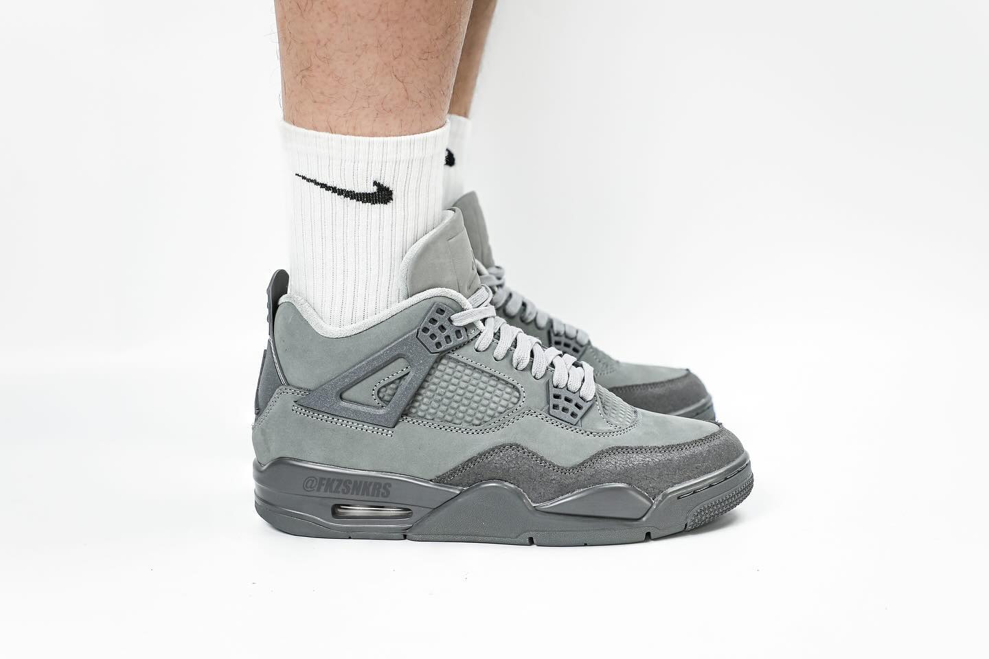 Air Jordan 4,AJ4,FQ7928-001 撞脸天价 KAWS 联名!「奥运 AJ4」实物、上脚全看清! Air Jordan 4,AJ4,FQ7928-001 撞脸天价 KAWS 联名!「奥运 AJ4」实物、上脚全看清!