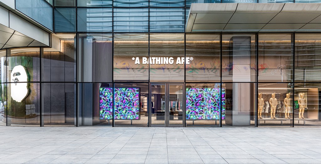 BAPE®,BAPE STORE®,沈阳 未来猿人世界够梦幻!沈阳万象城 BAPE STORE® 再启新程! BAPE®,BAPE STORE®,沈阳 未来猿人世界够梦幻!沈阳万象城 BAPE STORE® 再启新程!