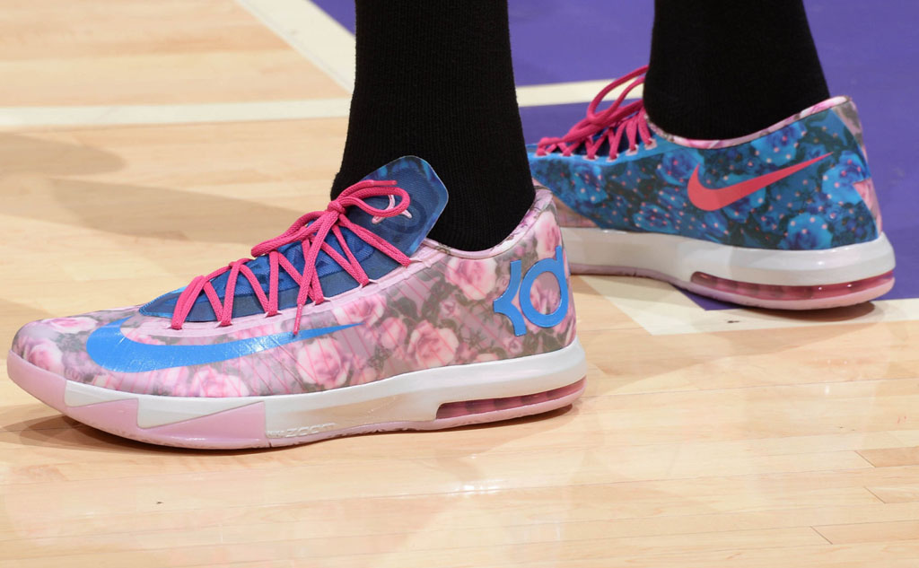 Nike,KD4,Aunt Pearl,HF9098-600 又一双 Nike「抗乳腺癌」确认复刻!日期泄露! Nike,KD4,Aunt Pearl,HF9098-600 又一双 Nike「抗乳腺癌」确认复刻!日期泄露!