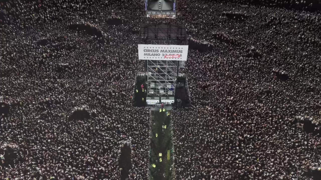 Travis Scott,Urus,Jumpman Jack 演唱会太火爆如同「地震」…TS x 兰博基尼要来了?! Travis Scott,Urus,Jumpman Jack 演唱会太火爆如同「地震」…TS x 兰博基尼要来了?!
