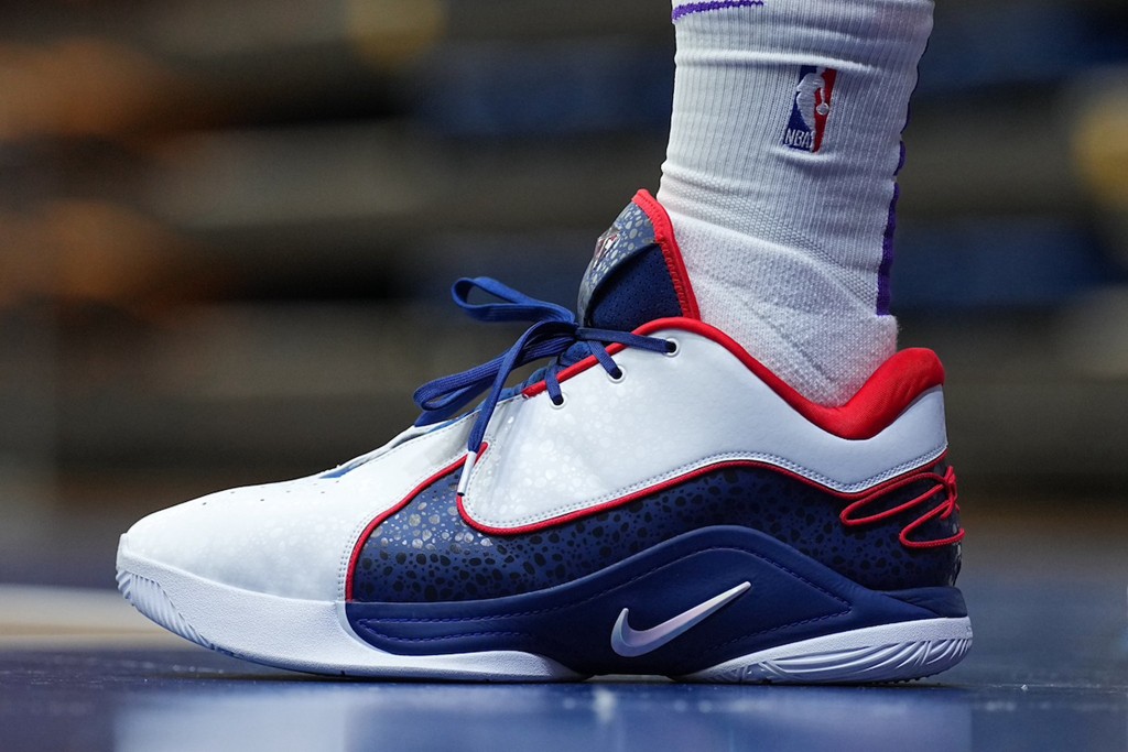 Nike,詹姆斯,LeBron 22 Nike LeBron 22 完整亮相!你打几分? Nike,詹姆斯,LeBron 22 Nike LeBron 22 完整亮相!你打几分?
