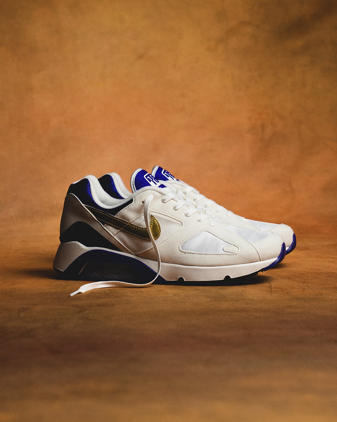 Nike,Air Max 180 时隔多年回归!这双 Nike 终于上架国区! Nike,Air Max 180 时隔多年回归!这双 Nike 终于上架国区!