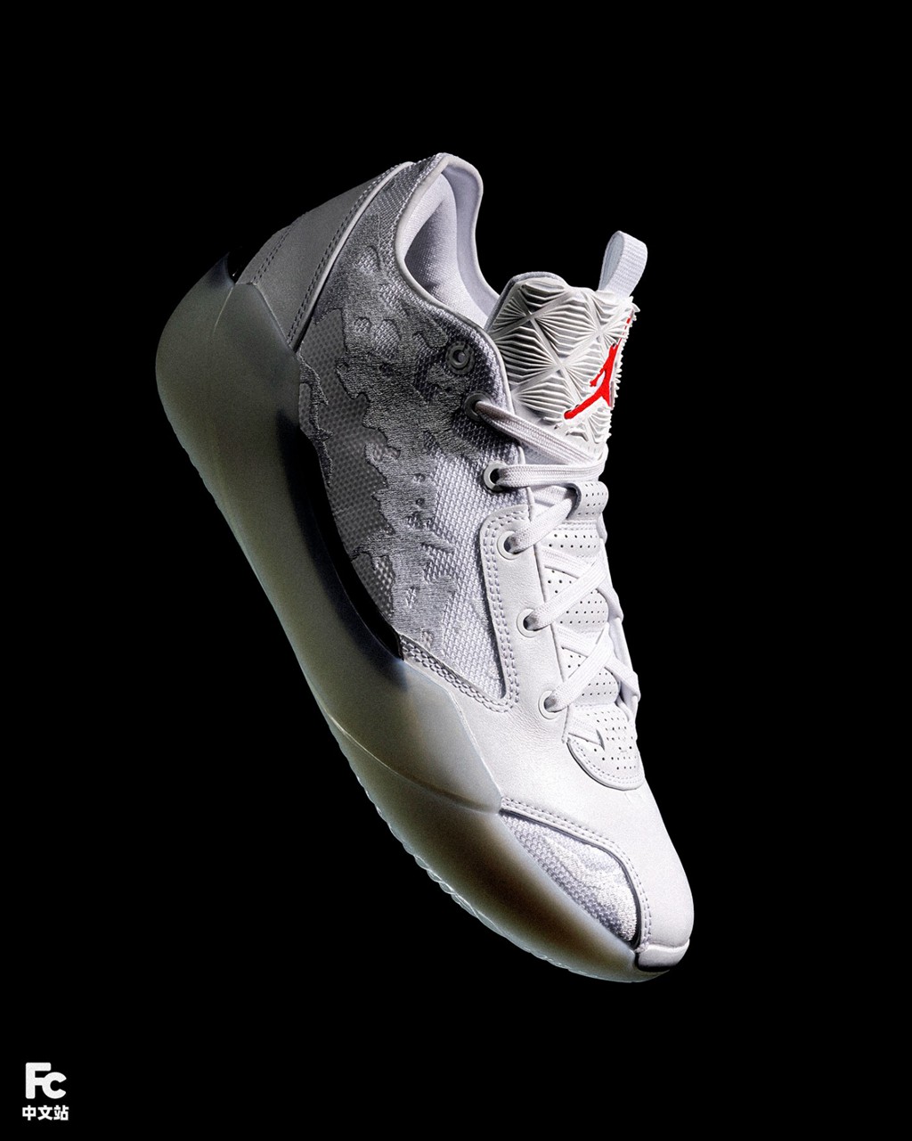 清单,Air Jordan,Nike,Dunk 上月新鞋市价回顾!这双「联名 AJ」当初都在喷,现在翻倍了… 清单,Air Jordan,Nike,Dunk 上月新鞋市价回顾!这双「联名 AJ」当初都在喷,现在翻倍了…