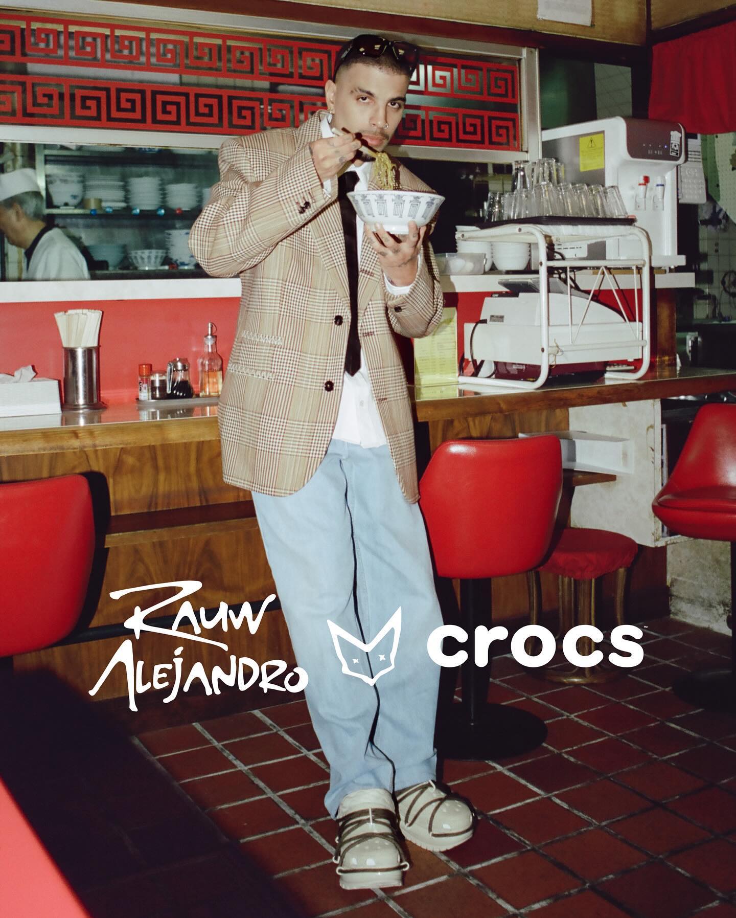 洞洞鞋,Crocs Crocs 新联名鞋曝光!还能这么玩! 洞洞鞋,Crocs Crocs 新联名鞋曝光!还能这么玩!