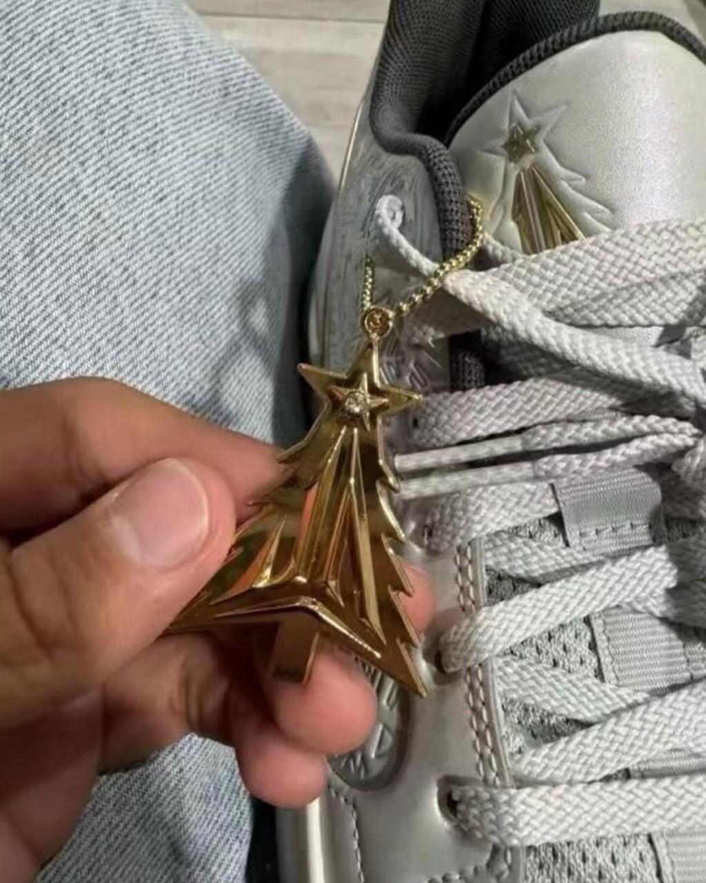Nike,JA2,Nightmare,万圣节,圣诞节,FV6 圣诞、万圣节「莫兰特二代」同时亮相!一双比一双帅! Nike,JA2,Nightmare,万圣节,圣诞节,FV6 圣诞、万圣节「莫兰特二代」同时亮相!一双比一双帅!