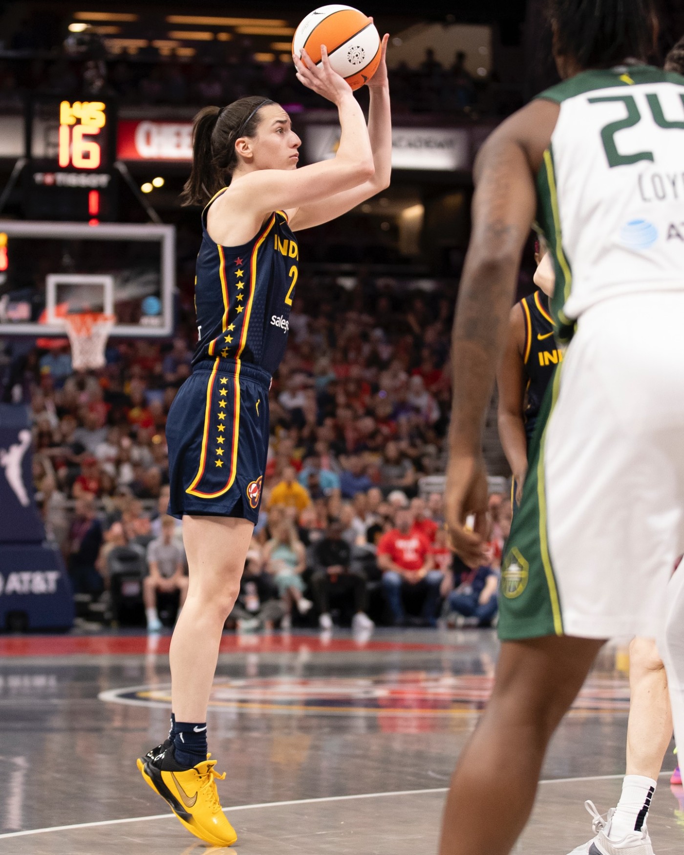 Kobe 5,Caitlin Clark,PE 「女库里」亲穿 Kobe 5 PE 上阵!打破尘封 26 年纪录! Kobe 5,Caitlin Clark,PE 「女库里」亲穿 Kobe 5 PE 上阵!打破尘封 26 年纪录!