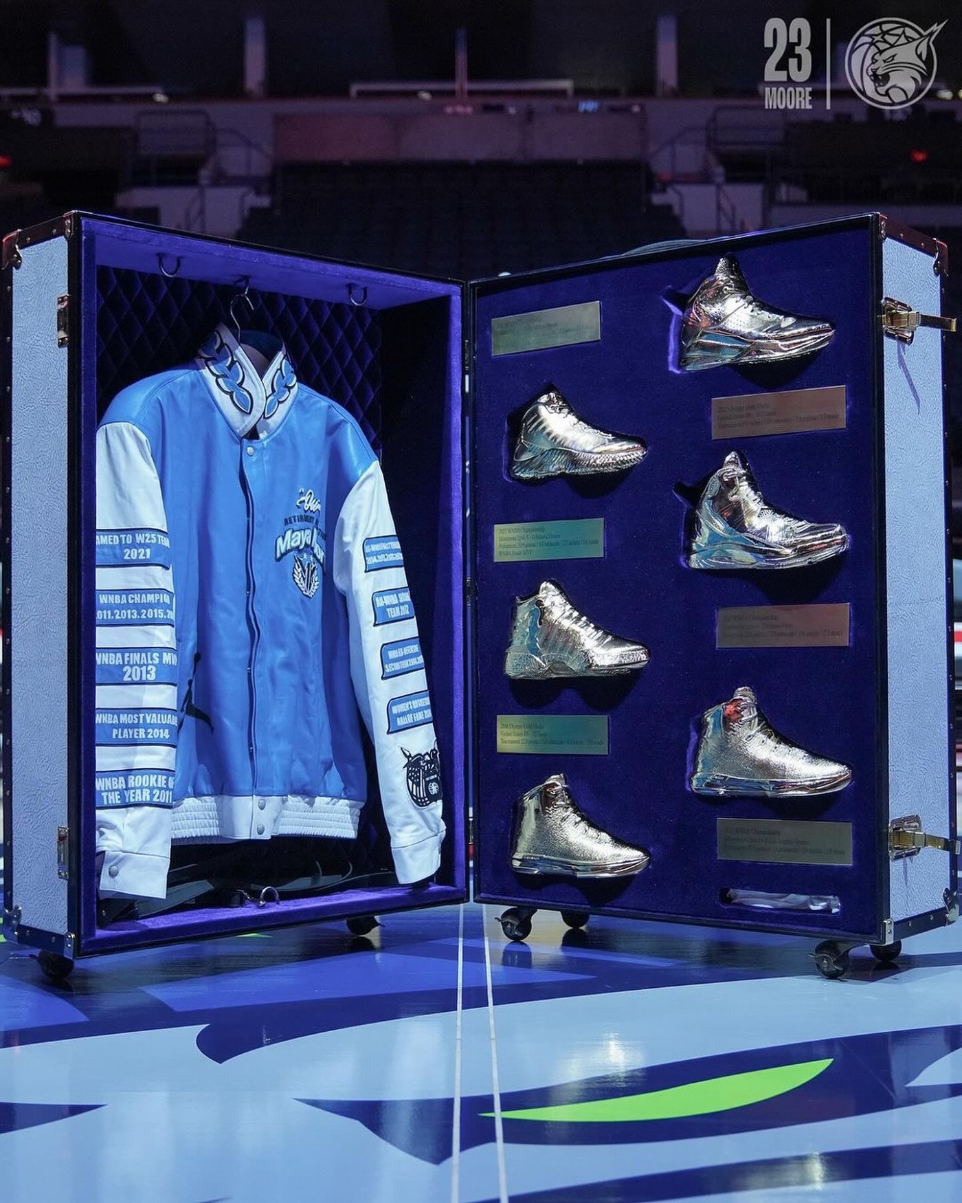 Maya Moore,AJ,Pack,黄金套装 全球仅一套!「不败女王」收到黄金 AJ 套装! Maya Moore,AJ,Pack,黄金套装 全球仅一套!「不败女王」收到黄金 AJ 套装!