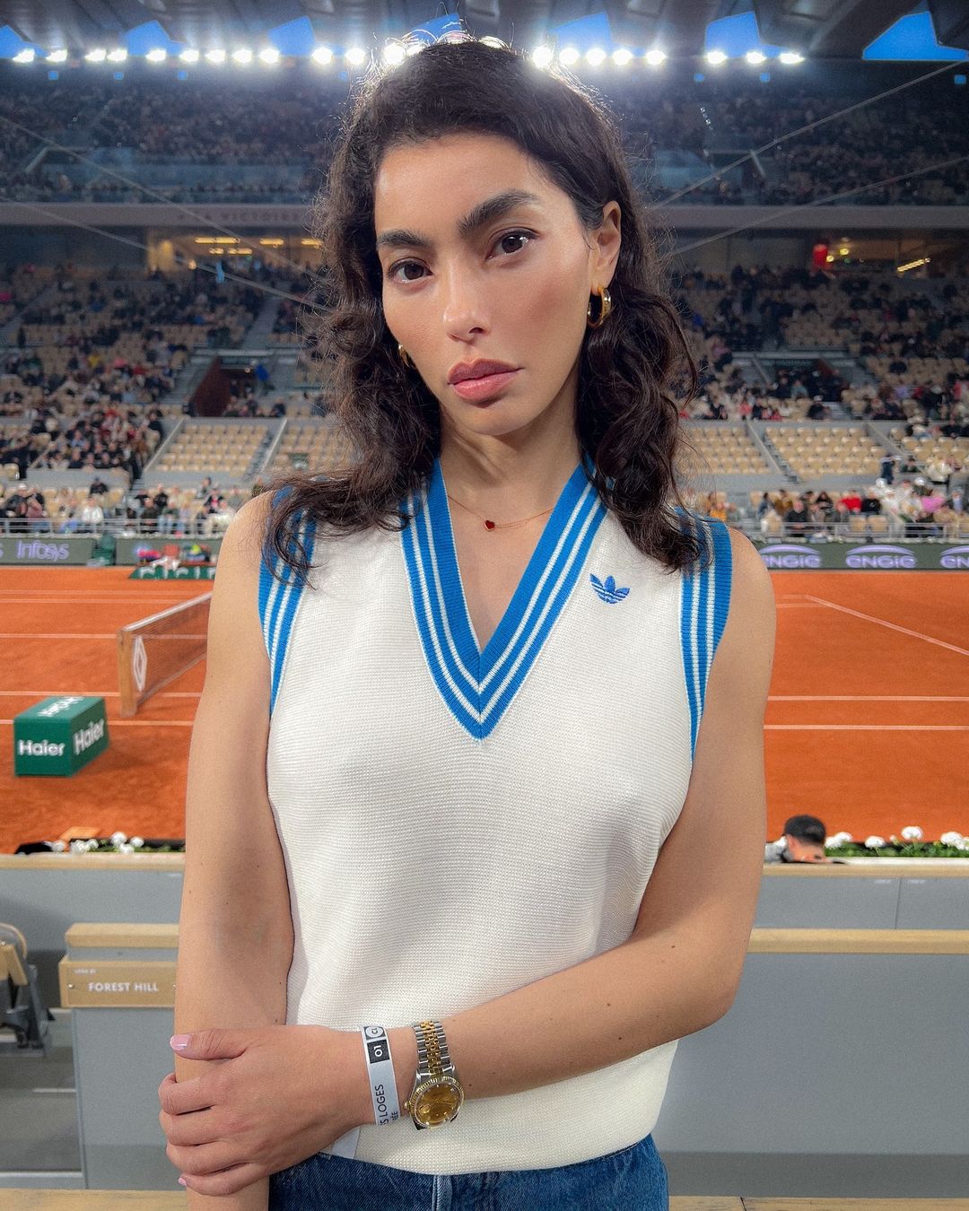 Adrianne Ho,明星上脚 初代「球鞋女神」大尺度营业!脚上总穿的这双鞋,终于找到了! Adrianne Ho,明星上脚 初代「球鞋女神」大尺度营业!脚上总穿的这双鞋,终于找到了!