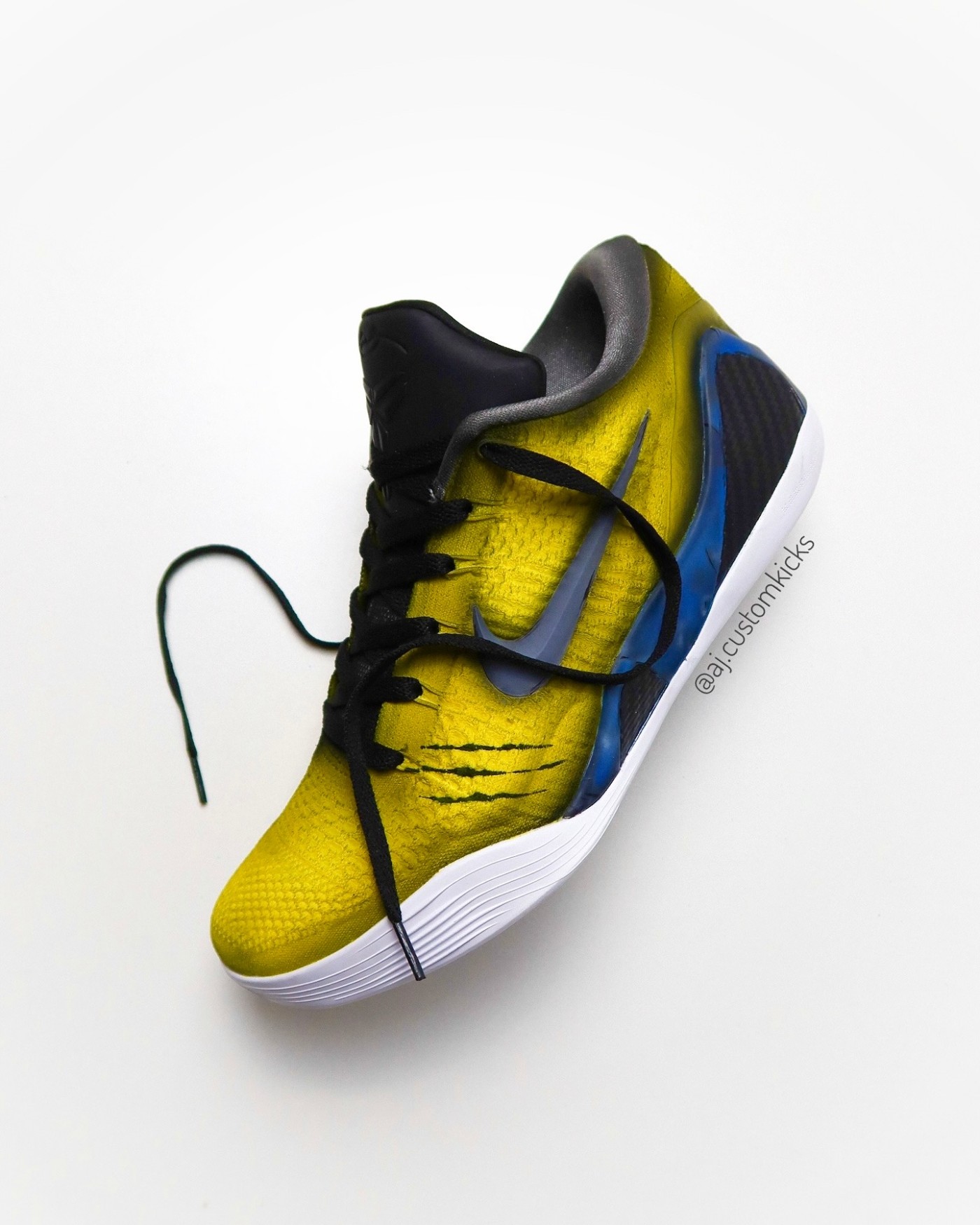 Nike,Kobe,定制 「最美 Kobe 战靴」集中亮相!每一双都超想要! Nike,Kobe,定制 「最美 Kobe 战靴」集中亮相!每一双都超想要!