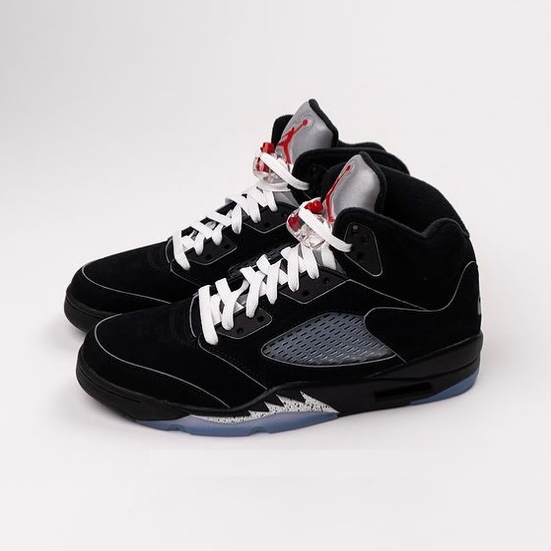 Air Jordan 5,AJ5,Black Metalli 明年「黑银 AJ5」最新实物!重现乔丹的 “骚操作”! Air Jordan 5,AJ5,Black Metalli 明年「黑银 AJ5」最新实物!重现乔丹的 “骚操作”!