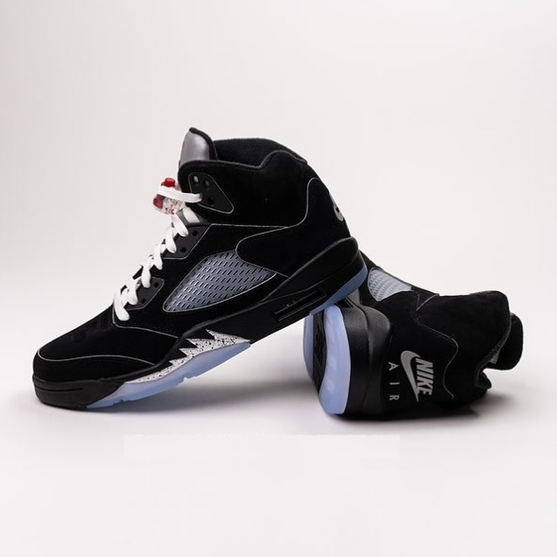 Air Jordan 5,AJ5,Black Metalli 明年「黑银 AJ5」最新实物!重现乔丹的 “骚操作”! Air Jordan 5,AJ5,Black Metalli 明年「黑银 AJ5」最新实物!重现乔丹的 “骚操作”!