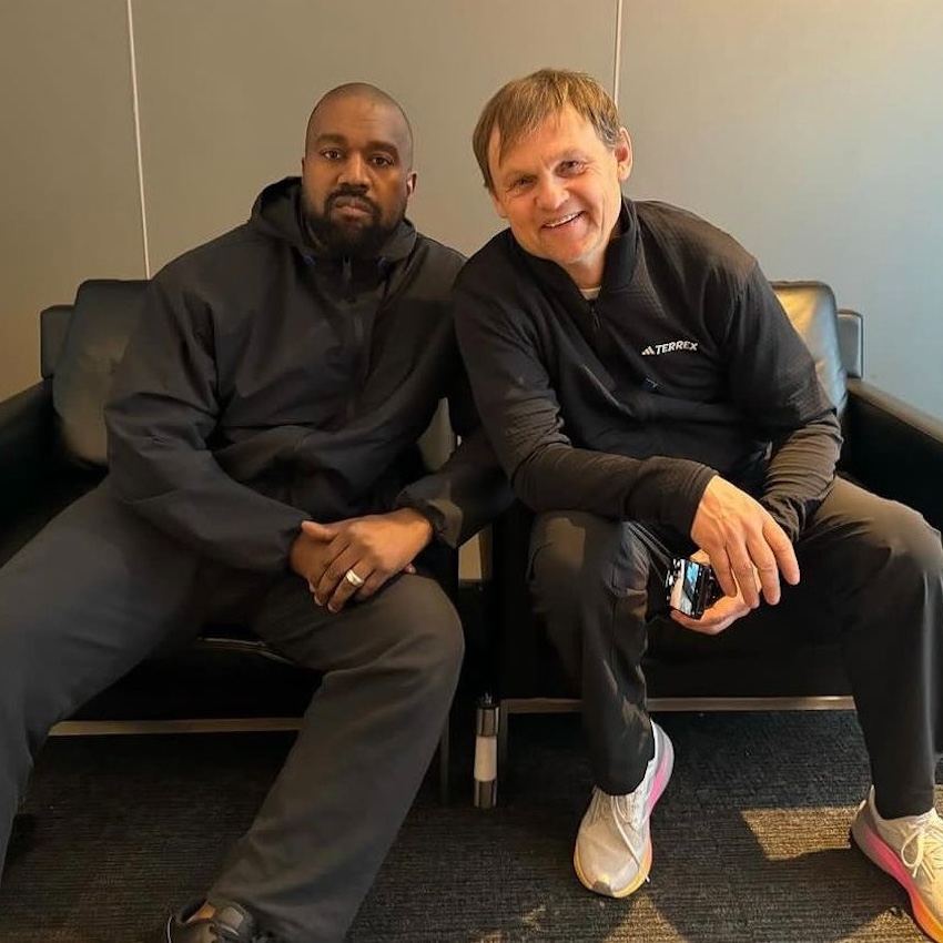 Yeezy,Kanye,adidas 侃爷、阿迪正式大结局!最新消息来了! Yeezy,Kanye,adidas 侃爷、阿迪正式大结局!最新消息来了!