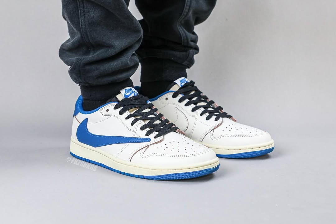 Travis Scott,Fragment,AJ,Air J 「闪电倒钩 2.0」有上脚图了!你打几分? Travis Scott,Fragment,AJ,Air J 「闪电倒钩 2.0」有上脚图了!你打几分?