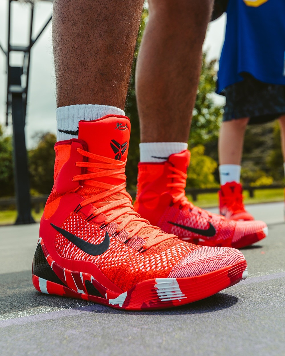 FZ7335-600,Kobe 9,圣诞 今早圣诞 Kobe 9 Elite 你中了吗?现在的市价是… FZ7335-600,Kobe 9,圣诞 今早圣诞 Kobe 9 Elite 你中了吗?现在的市价是…