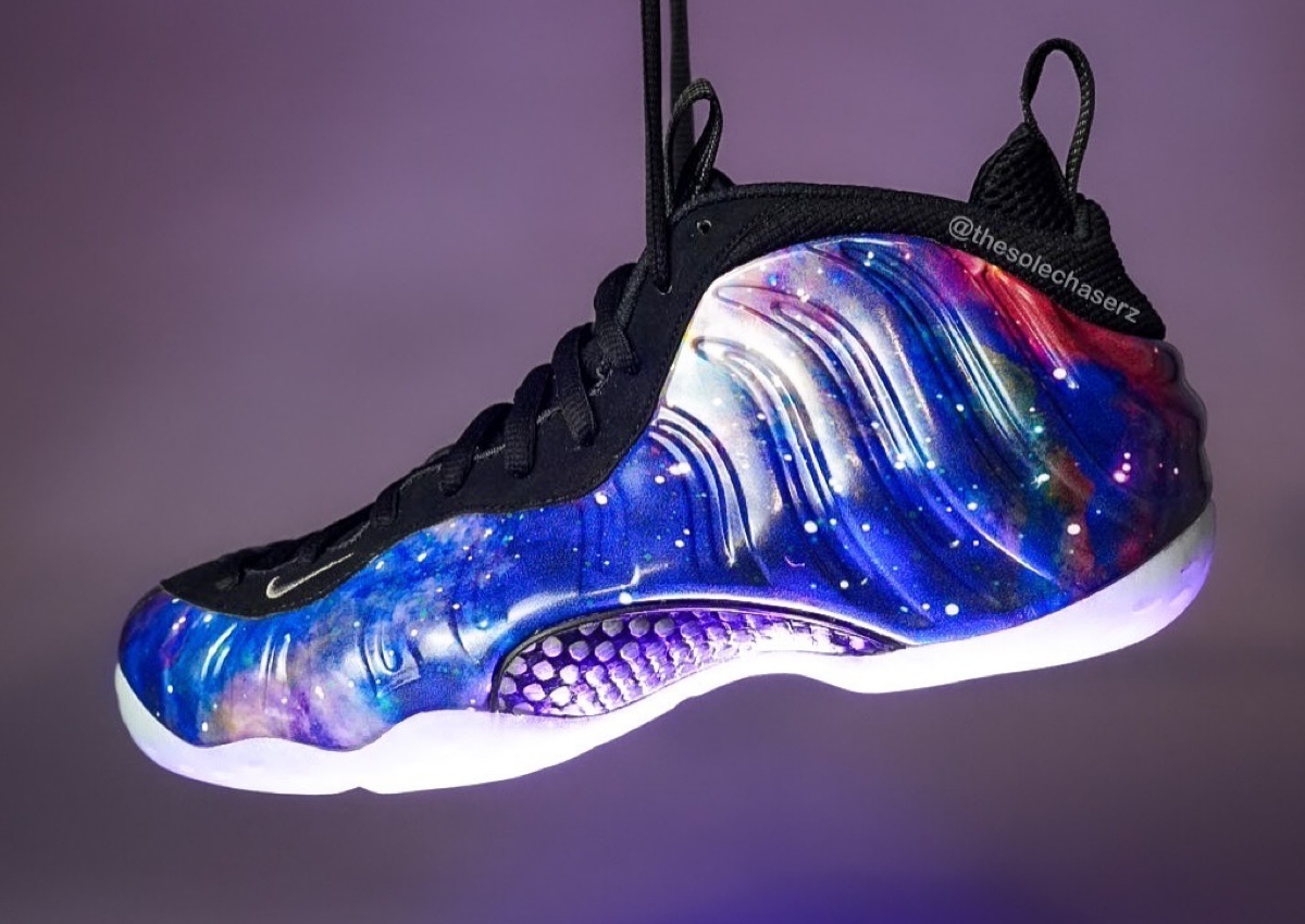 Nike,Air Foamposite One,银河喷,星空 天价「银河喷」即将回归!最新实物来了! Nike,Air Foamposite One,银河喷,星空 天价「银河喷」即将回归!最新实物来了!