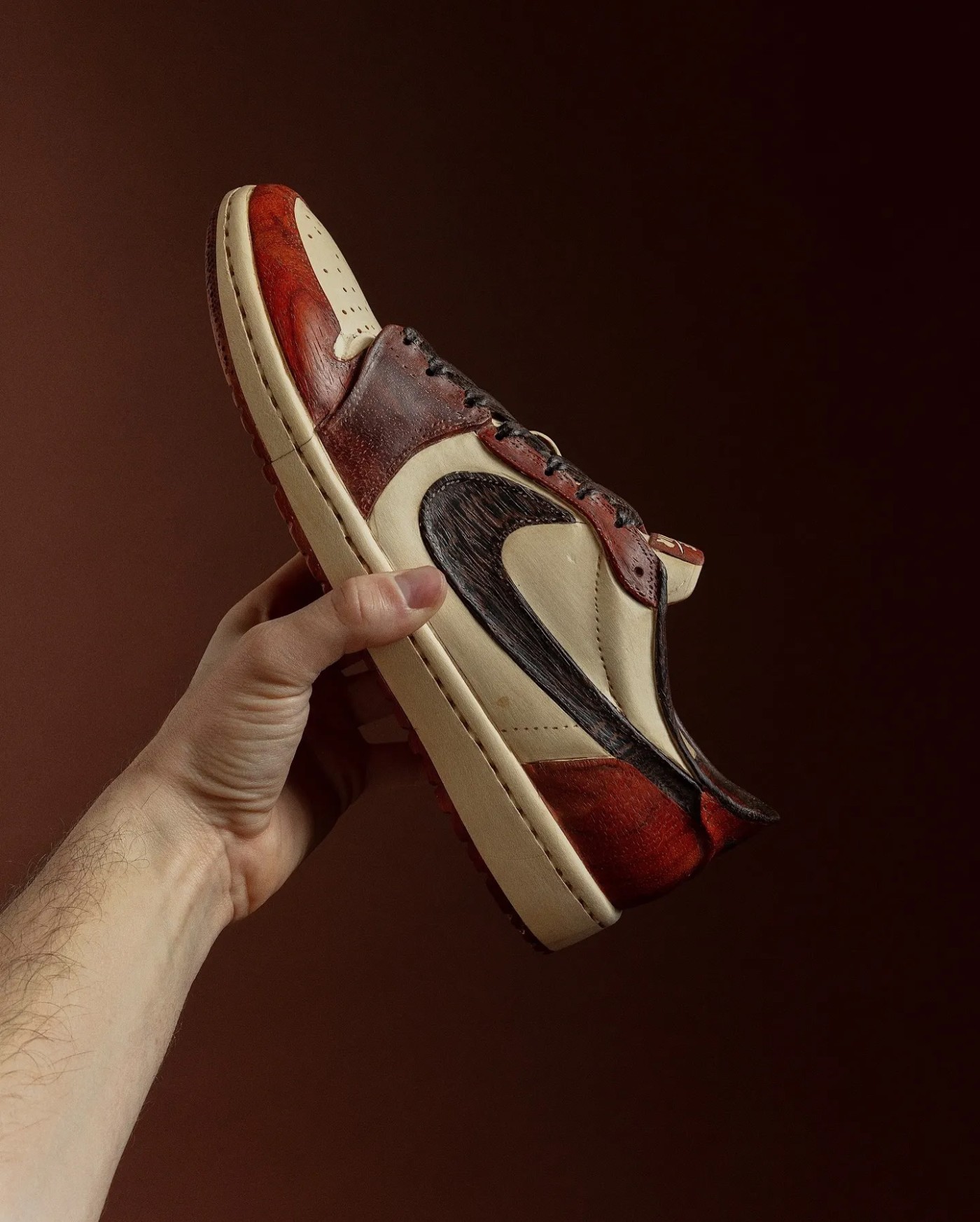 Air Jordan 1,AJ1 从没见过这么帅的鞋!居然完全用木头制作!穿上什么感觉... Air Jordan 1,AJ1 从没见过这么帅的鞋!居然完全用木头制作!穿上什么感觉...