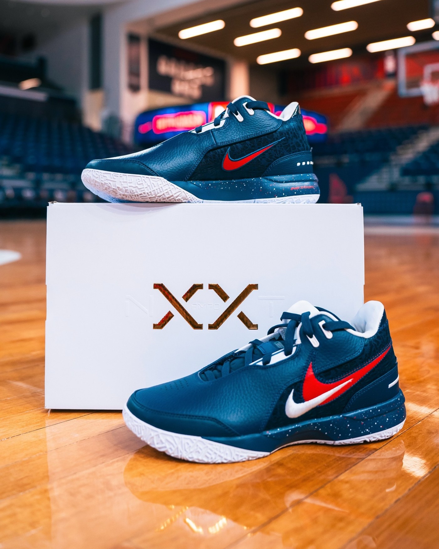 LeBron 22,LeBron NXXT GEN AMPD 熟悉的配色!LeBron 战靴曝光四双 PE 新品! LeBron 22,LeBron NXXT GEN AMPD 熟悉的配色!LeBron 战靴曝光四双 PE 新品!