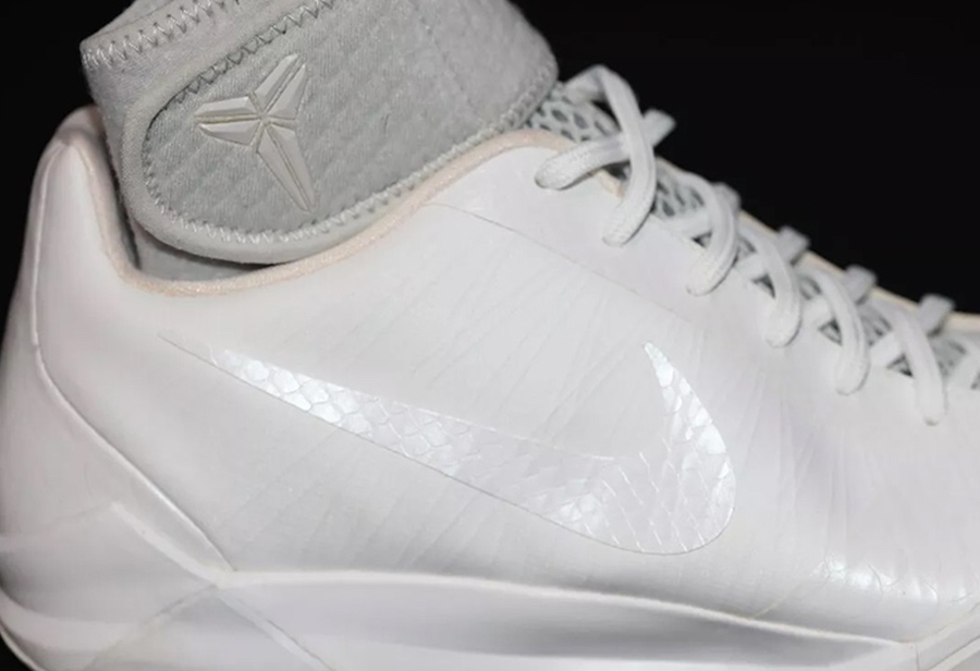 Nike,Kobe 5 Supreme,Kobe,科比 罕见「Kobe 5 高帮」实物曝光!细节大变! Nike,Kobe 5 Supreme,Kobe,科比 罕见「Kobe 5 高帮」实物曝光!细节大变!