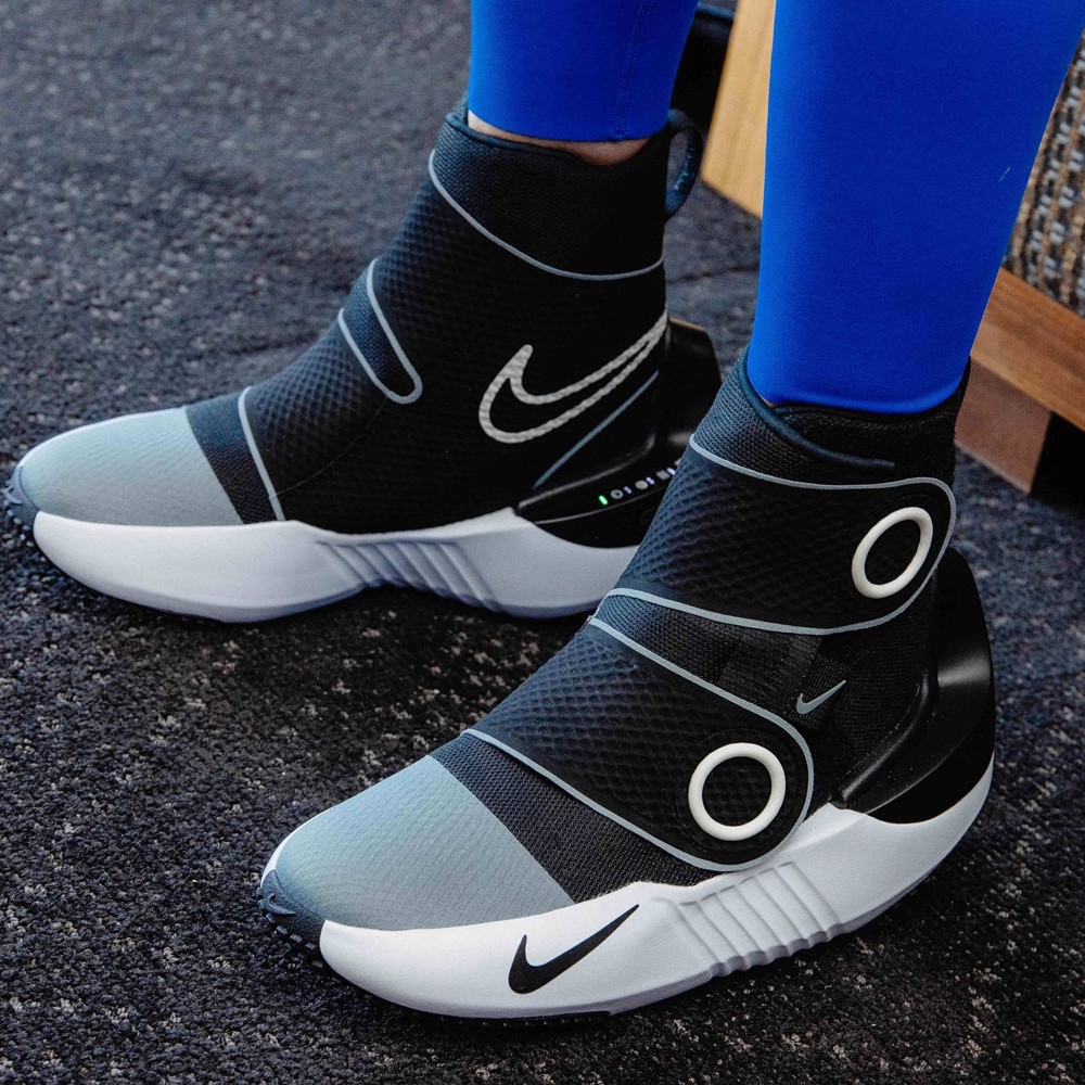 Nike,詹姆斯,基普乔格,Hyperice 定价 0 美元!詹姆斯上脚「Nike 黑科技新鞋」要发售了! Nike,詹姆斯,基普乔格,Hyperice 定价 0 美元!詹姆斯上脚「Nike 黑科技新鞋」要发售了!
