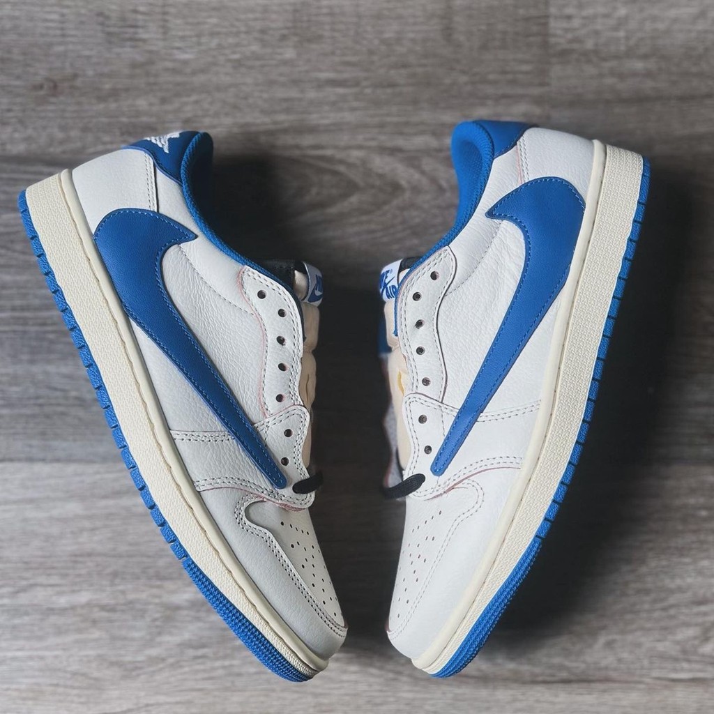 Travis Scott,fragment,Air Jord 「闪电倒钩 2.0」完整实物!这次还能起飞吗? Travis Scott,fragment,Air Jord 「闪电倒钩 2.0」完整实物!这次还能起飞吗?