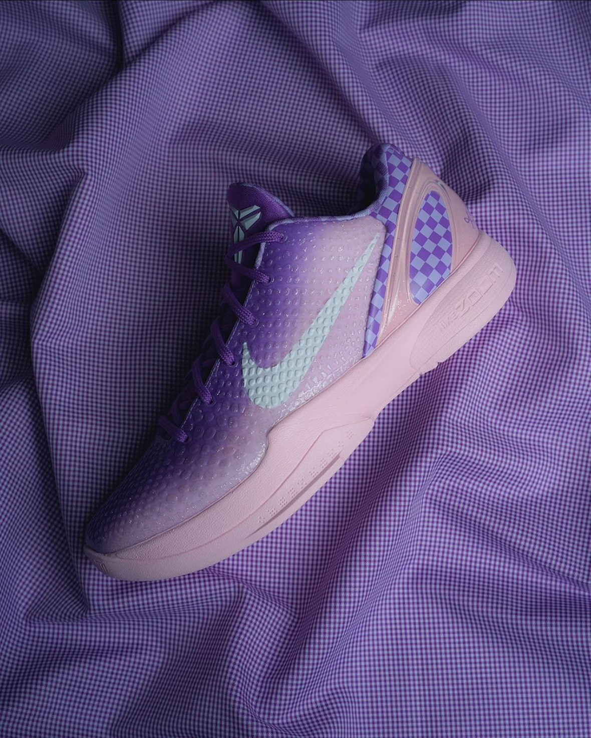 Kobe 6,Nike,瓦妮莎,科比 瓦妮莎亲晒!从未见过的 Kobe 6 新配色曝光! Kobe 6,Nike,瓦妮莎,科比 瓦妮莎亲晒!从未见过的 Kobe 6 新配色曝光!