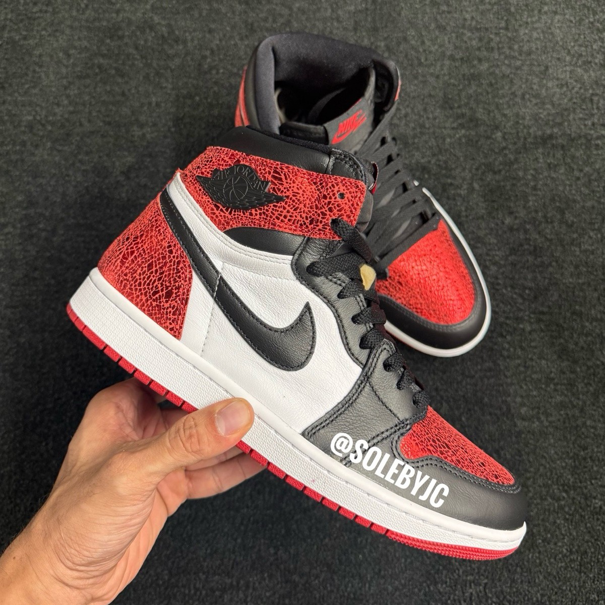 Air Jordan 1,AJ1,Ruby,FD2596-6 庆祝 40 周年!又一款华丽 AJ1 曝光! Air Jordan 1,AJ1,Ruby,FD2596-6 庆祝 40 周年!又一款华丽 AJ1 曝光!