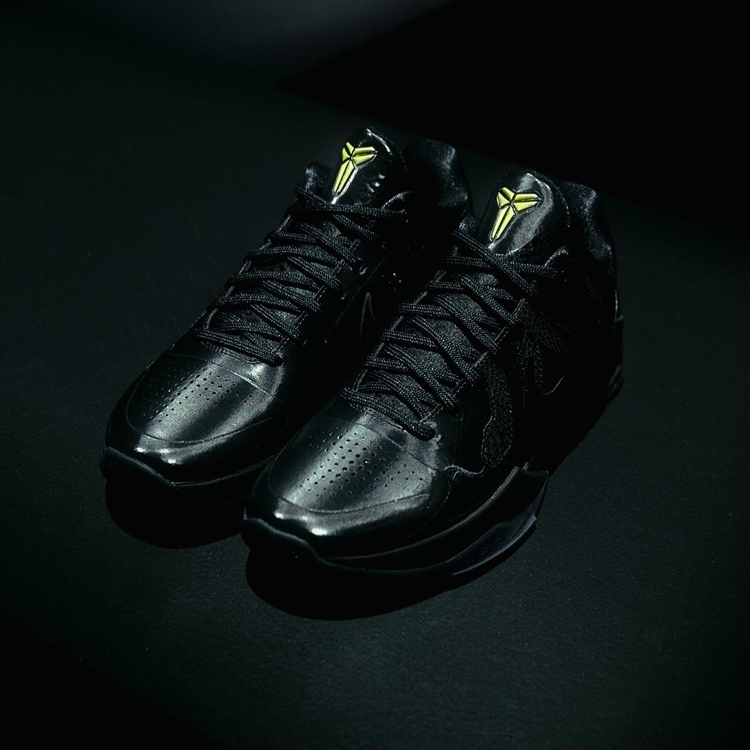 Triple Black,YOTM,科比,蛇年,Kobe 5 猝不及防!「曼巴之年」Kobe 5 还有全新配色! Triple Black,YOTM,科比,蛇年,Kobe 5 猝不及防!「曼巴之年」Kobe 5 还有全新配色!