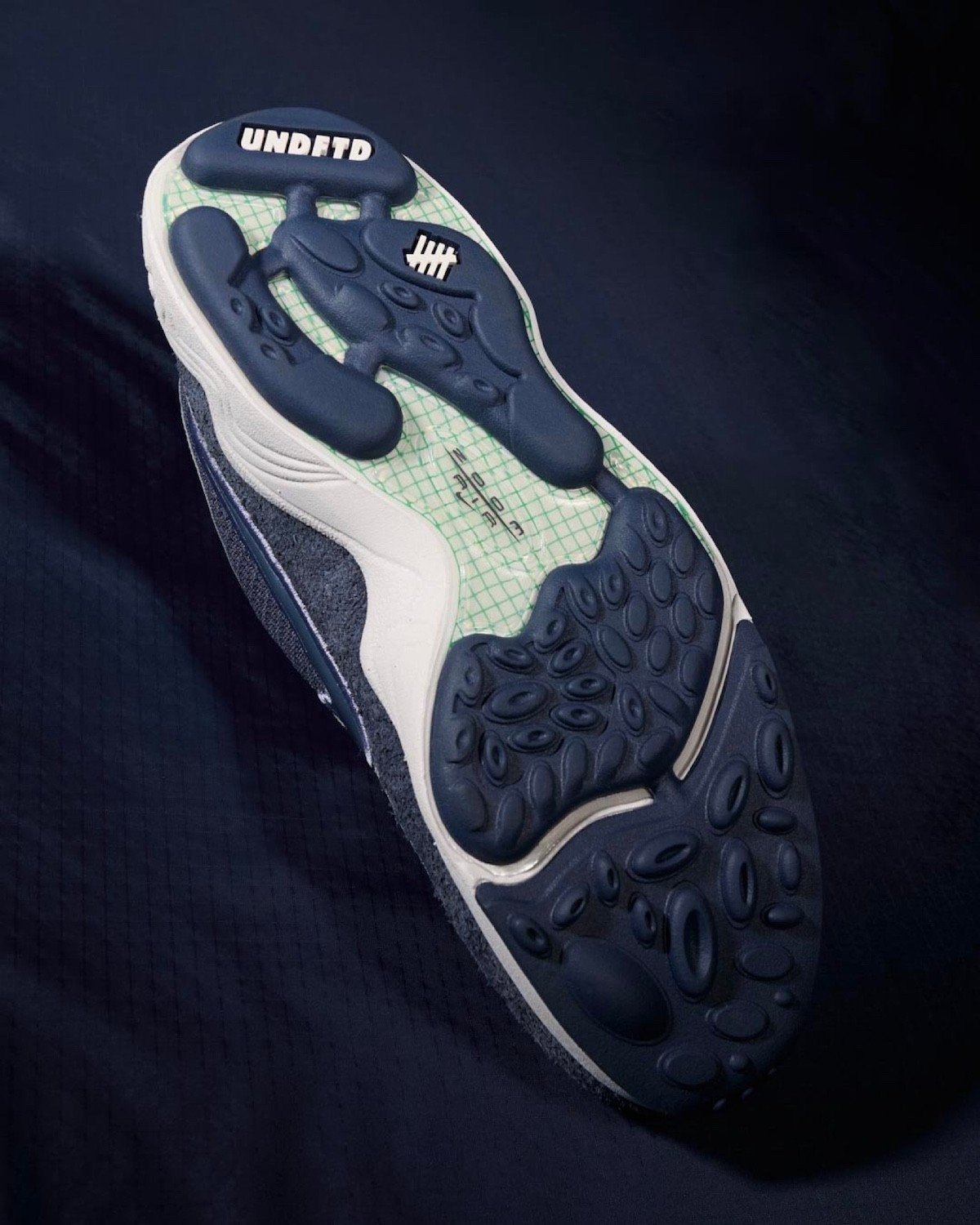 UNDEFEATED,Nike,Air Zoom Spiri 超限量发售!UNDFTD x Nike 新鞋有消息了! UNDEFEATED,Nike,Air Zoom Spiri 超限量发售!UNDFTD x Nike 新鞋有消息了!
