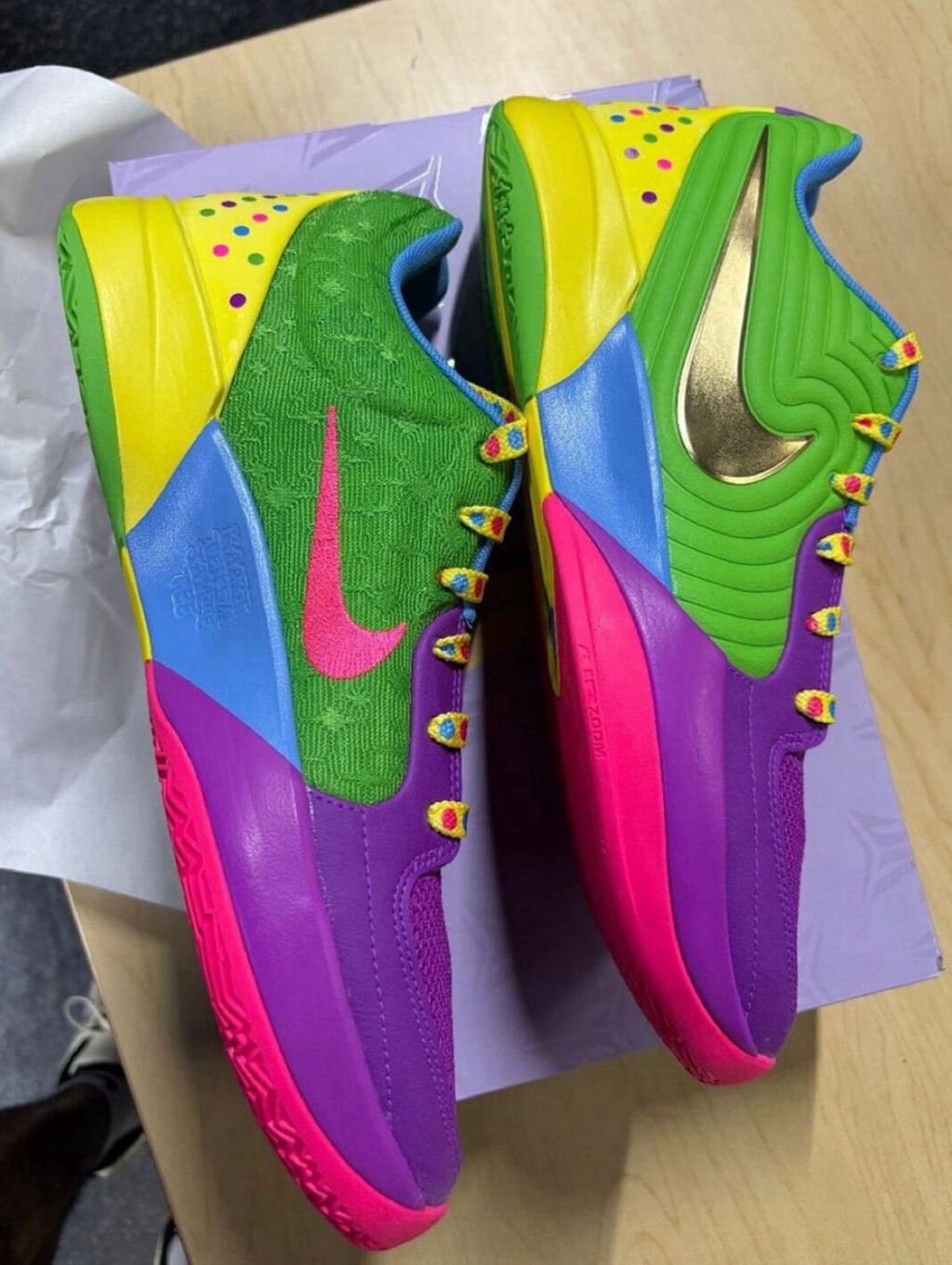 Nike,JA2 PE,Rock Ya Hips 莫兰特上脚「亲晒配色」!太吸睛了! Nike,JA2 PE,Rock Ya Hips 莫兰特上脚「亲晒配色」!太吸睛了!