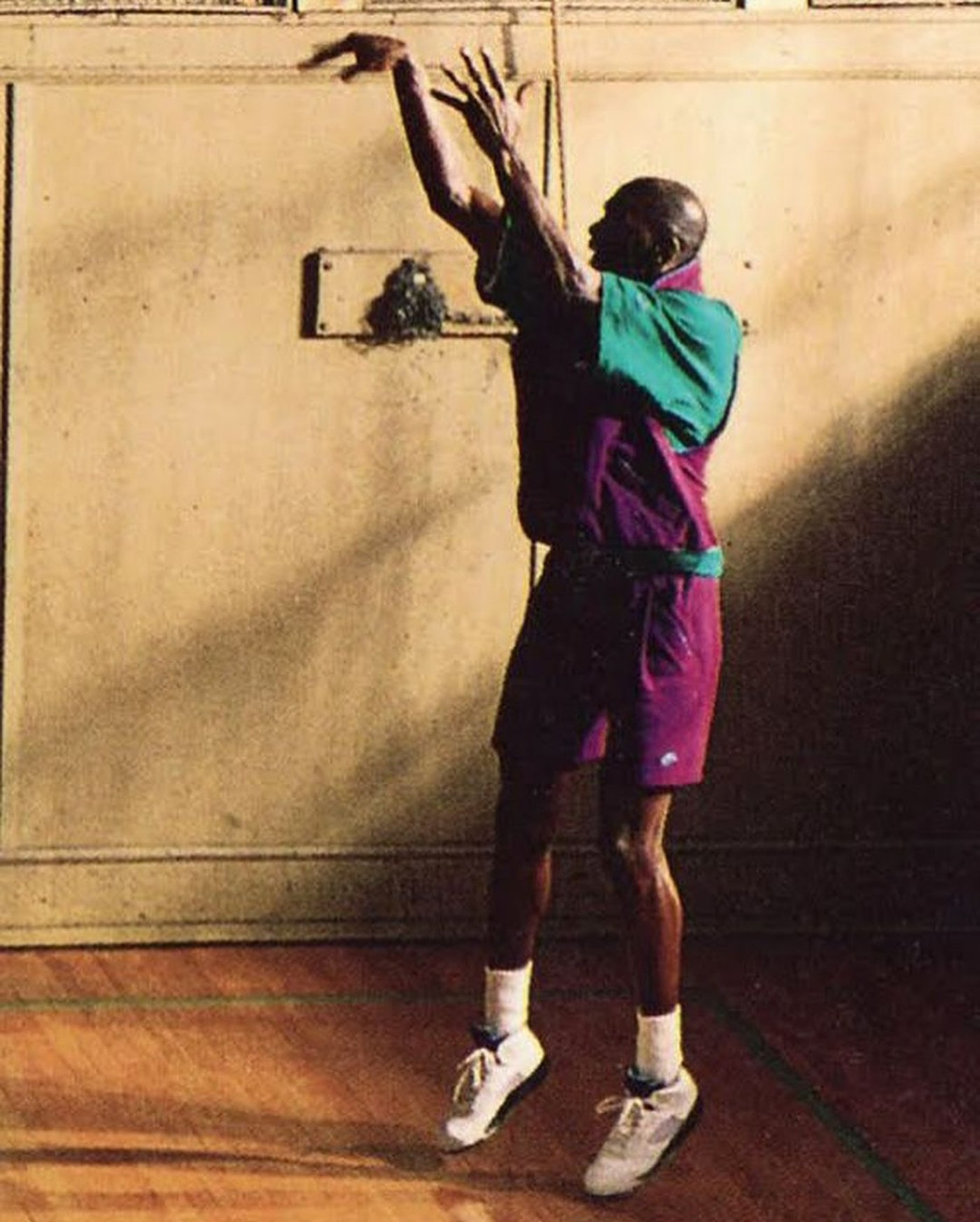 Air Jordan 5,白葡萄,AJ5,Grape,HQ7 忠于元年!「白葡萄」AJ5 最新上脚你打几分? Air Jordan 5,白葡萄,AJ5,Grape,HQ7 忠于元年!「白葡萄」AJ5 最新上脚你打几分?