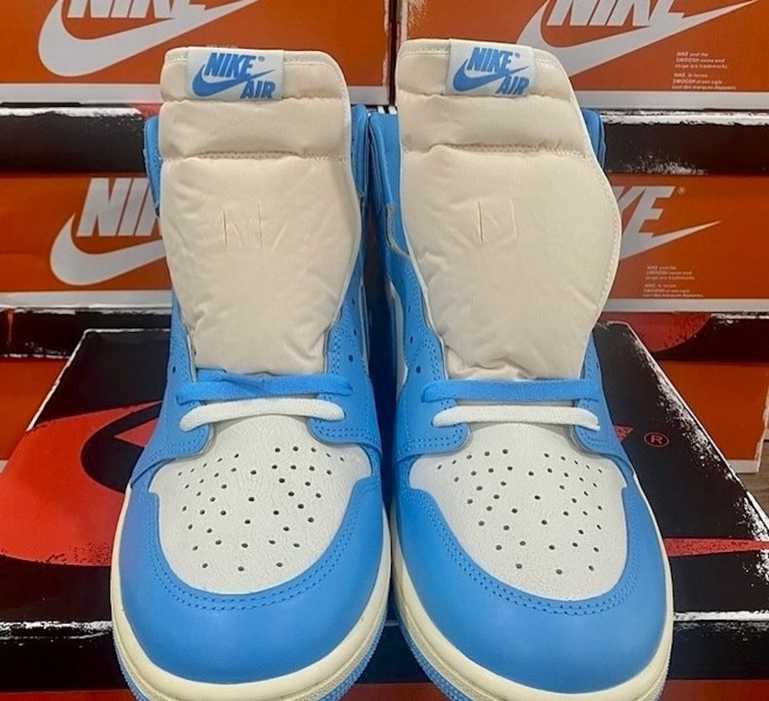 DZ5485-402,AJ1,Air Jordan 1,北卡 「北卡蓝 AJ1」又有实物曝光!你会入手吗? DZ5485-402,AJ1,Air Jordan 1,北卡 「北卡蓝 AJ1」又有实物曝光!你会入手吗?
