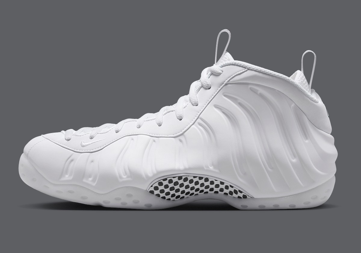 HJ5195-100,Foamposite One,白喷 实物首次曝光!「新白喷」的颜值你还满意吗? HJ5195-100,Foamposite One,白喷 实物首次曝光!「新白喷」的颜值你还满意吗?