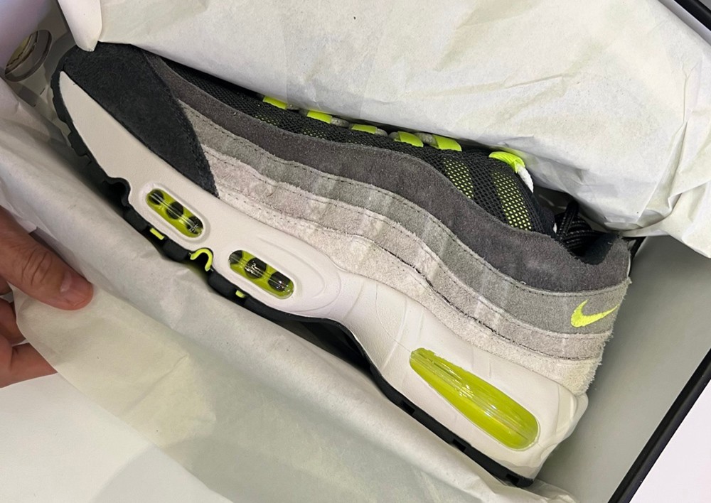 Nike,Air Max 95,Reverse Neon,H 致敬 30 周年!Air Max 95 推出「反转配色」! Nike,Air Max 95,Reverse Neon,H 致敬 30 周年!Air Max 95 推出「反转配色」!