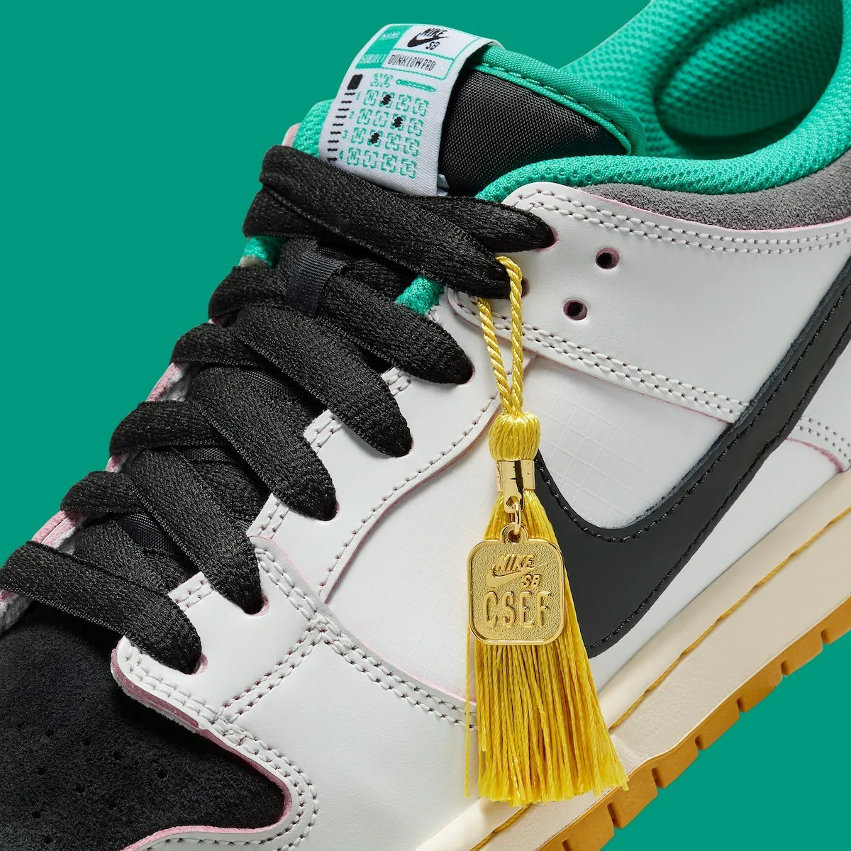 CSEF,Nike,SB Dunk Low,HJ4132-1 刮刮乐玩法!这双联名 SB Dunk 给几分? CSEF,Nike,SB Dunk Low,HJ4132-1 刮刮乐玩法!这双联名 SB Dunk 给几分?